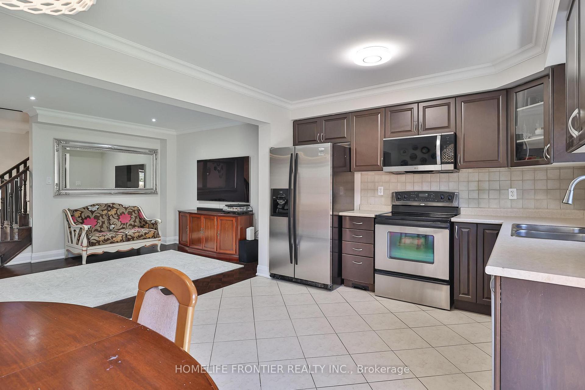 Photo 17 of 86 Venice Gate Drive, Vaughan, Vellore Village — HOMEH
