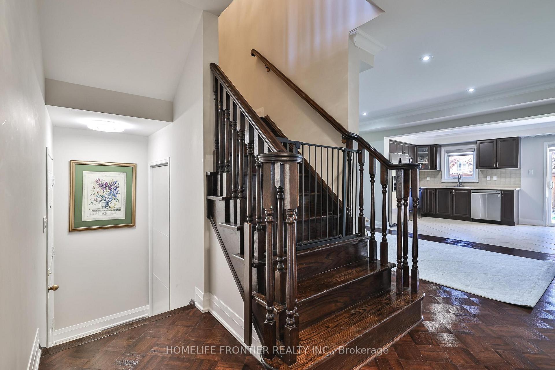 Photo 20 of 86 Venice Gate Drive, Vaughan, Vellore Village — HOMEH