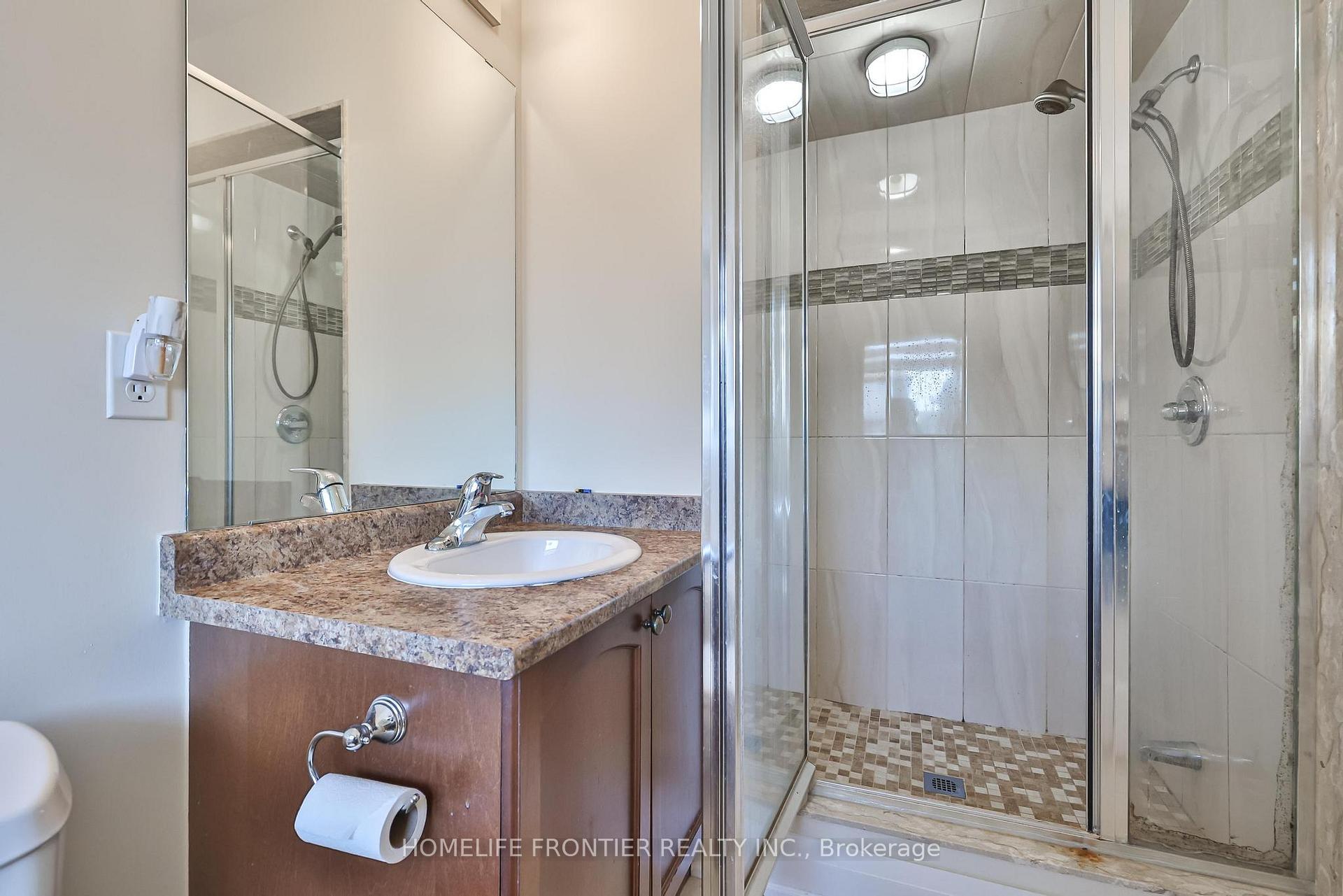 Photo 27 of 86 Venice Gate Drive, Vaughan, Vellore Village — HOMEH