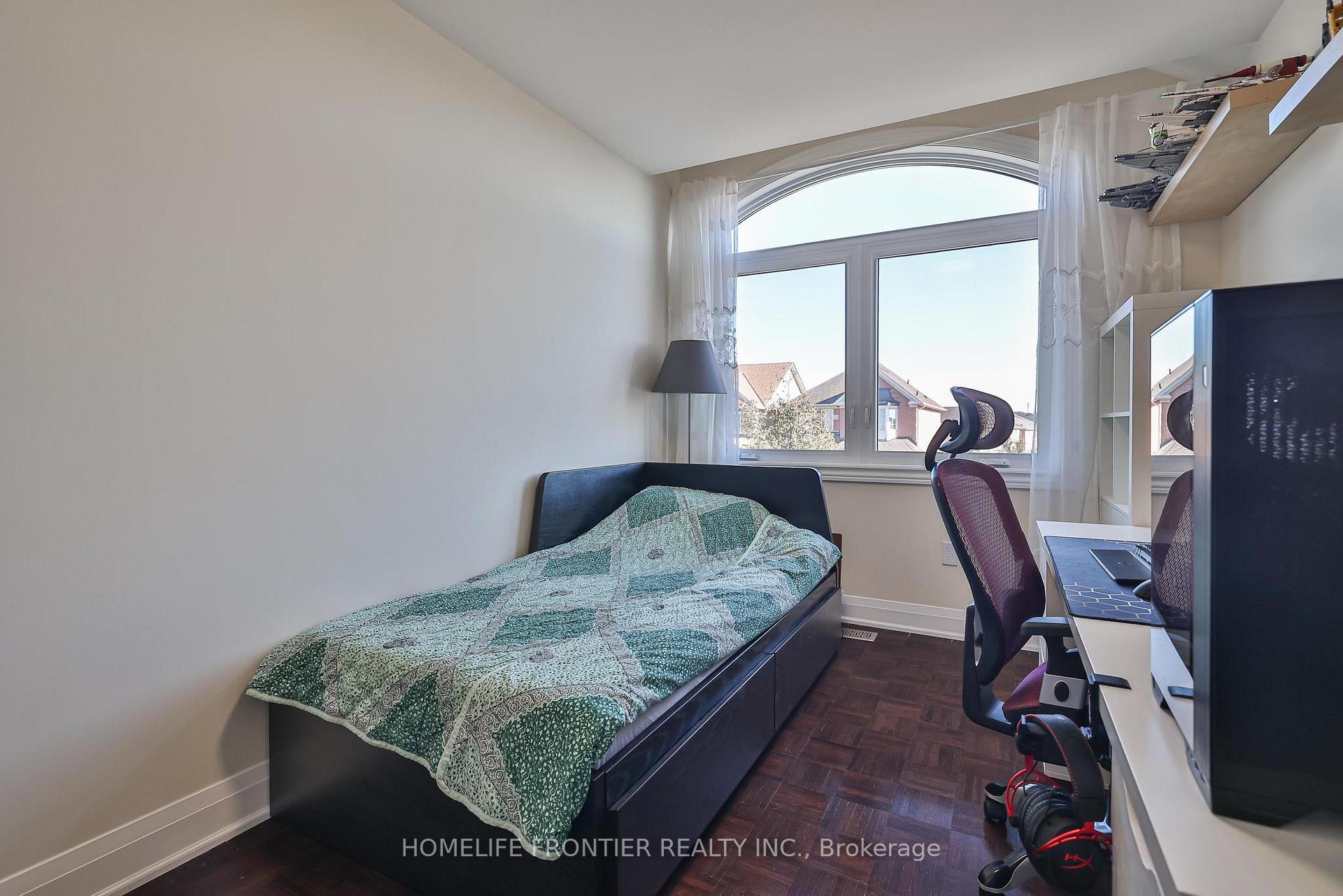 Photo 29 of 86 Venice Gate Drive, Vaughan, Vellore Village — HOMEH