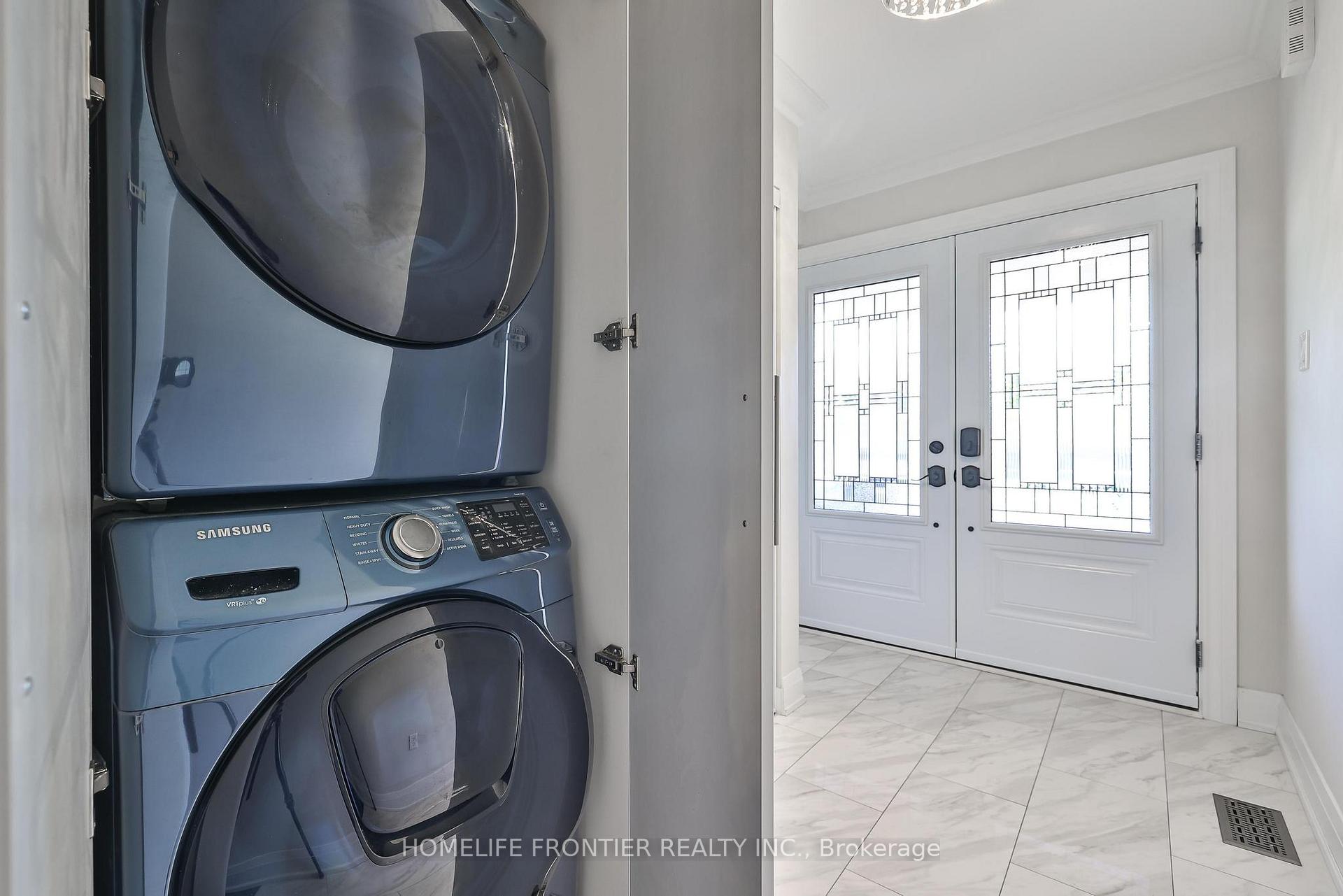 Photo 38 of 86 Venice Gate Drive, Vaughan, Vellore Village — HOMEH