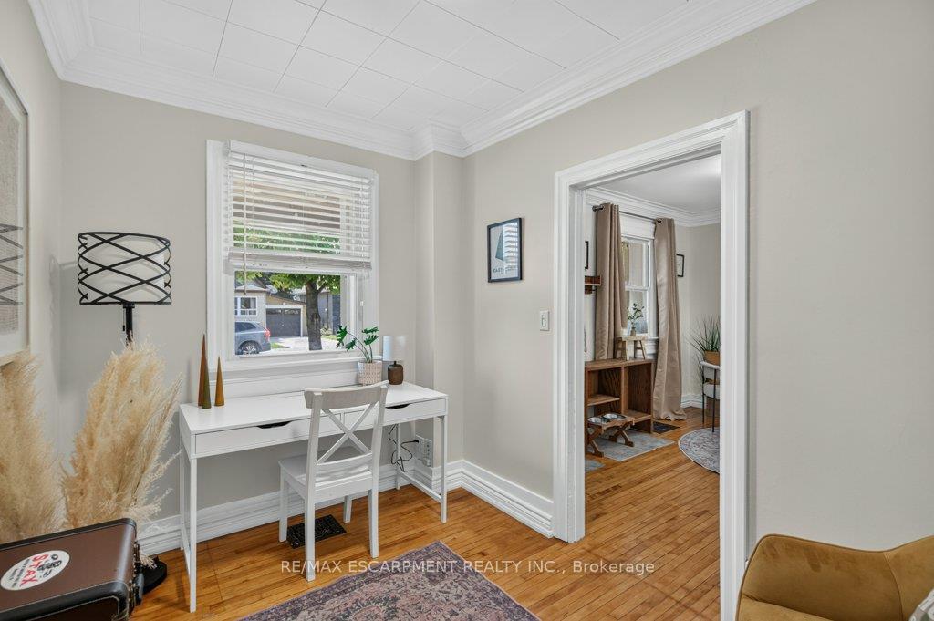 Photo 8 of 15 Crockett Street, Hamilton, Eastmount — HOMEH