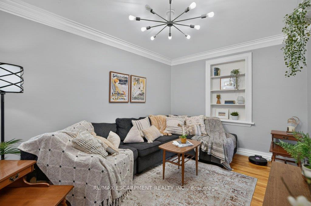 Photo 11 of 15 Crockett Street, Hamilton, Eastmount — HOMEH