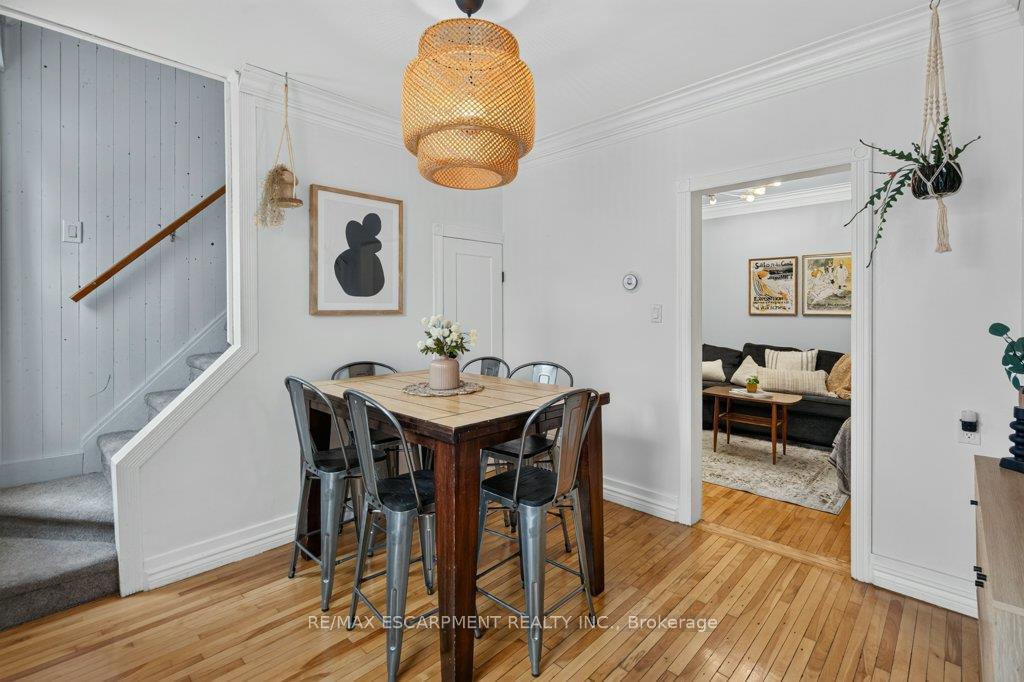 Photo 17 of 15 Crockett Street, Hamilton, Eastmount — HOMEH