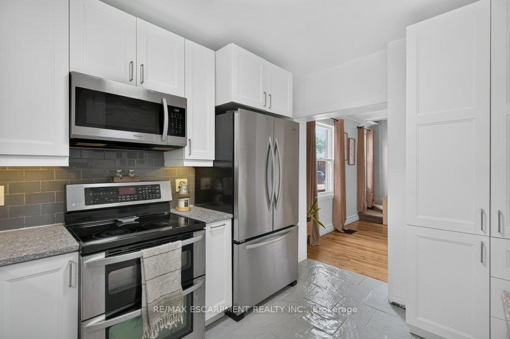 Photo 18 of 15 Crockett Street, Hamilton, Eastmount — HOMEH