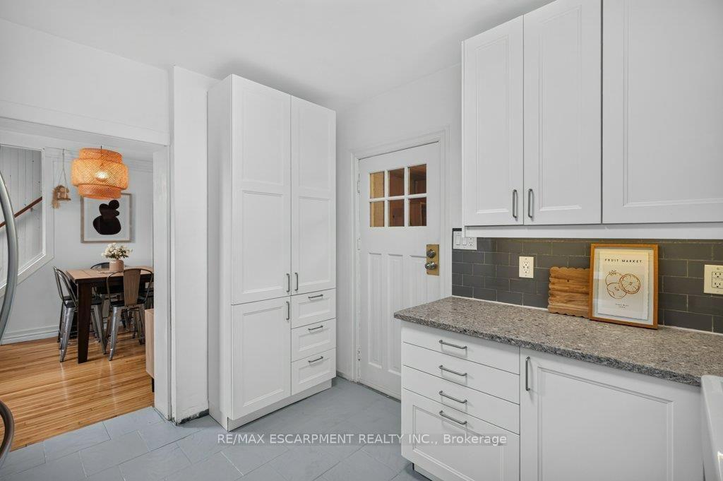 Photo 22 of 15 Crockett Street, Hamilton, Eastmount — HOMEH