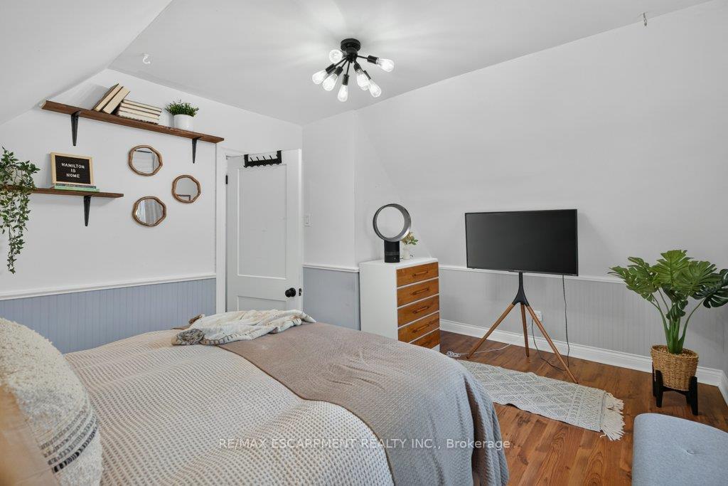 Photo 30 of 15 Crockett Street, Hamilton, Eastmount — HOMEH