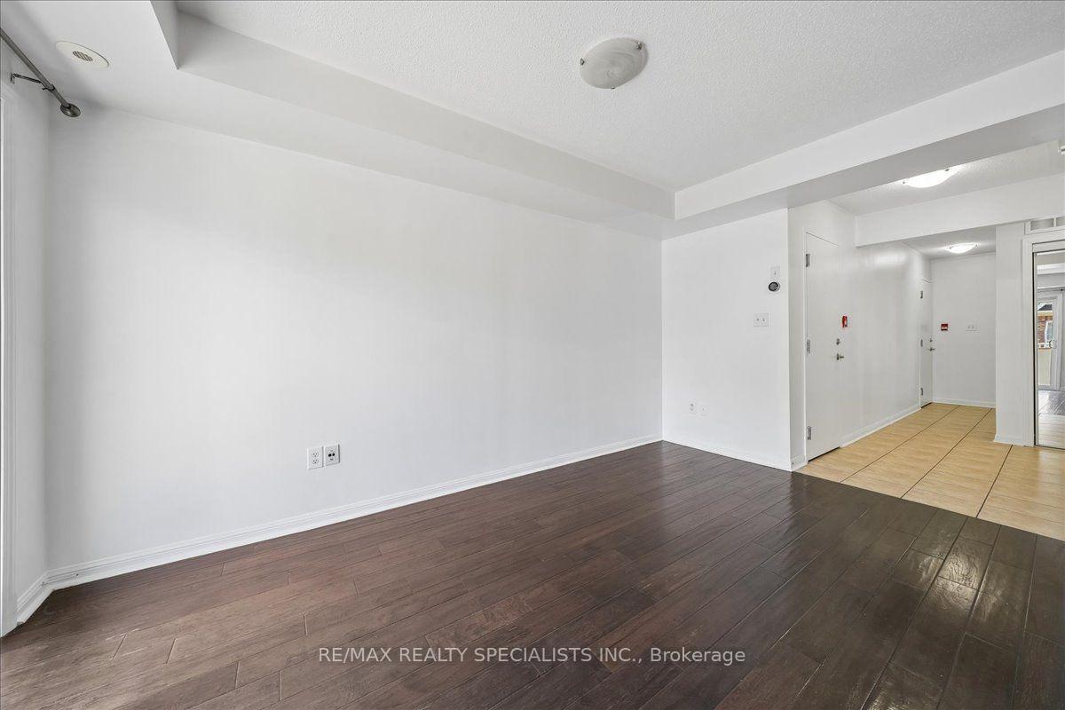 Photo 15 of Unit 5, 614 Shoreline Drive, Mississauga, Cooksville — HOMEH
