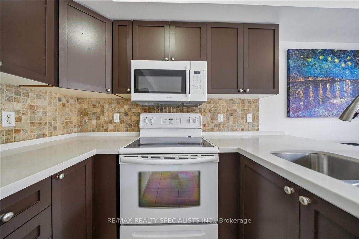 Photo 22 of Unit 5, 614 Shoreline Drive, Mississauga, Cooksville — HOMEH