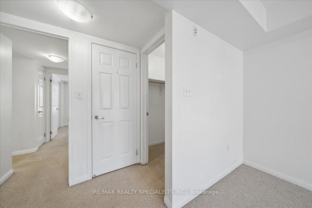 Photo 34 of Unit 5, 614 Shoreline Drive, Mississauga, Cooksville — HOMEH