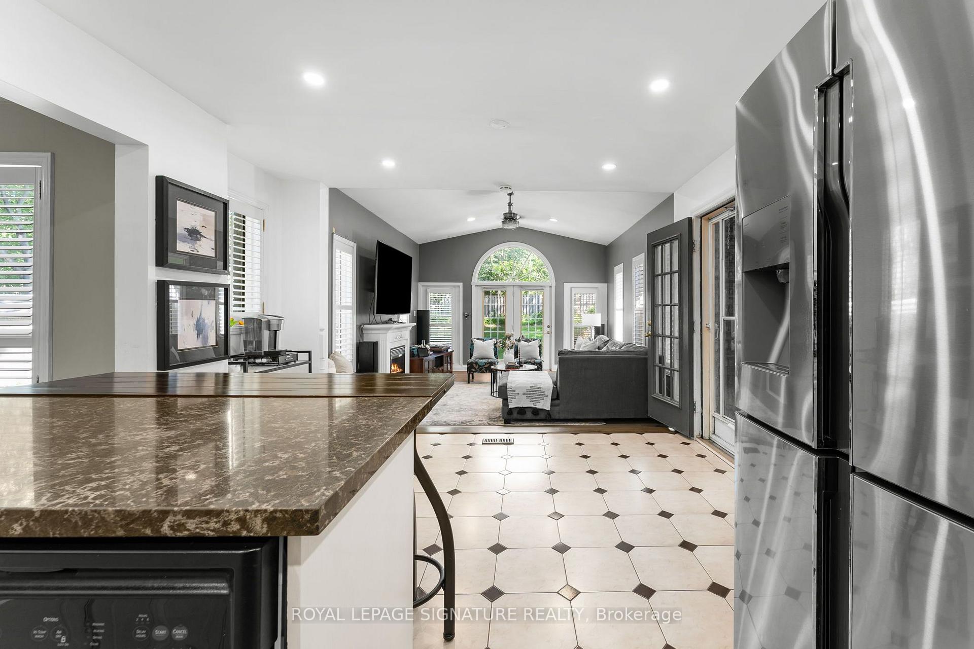 Photo 9 of 840 Sheppard Avenue, Pickering, Woodlands — HOMEH
