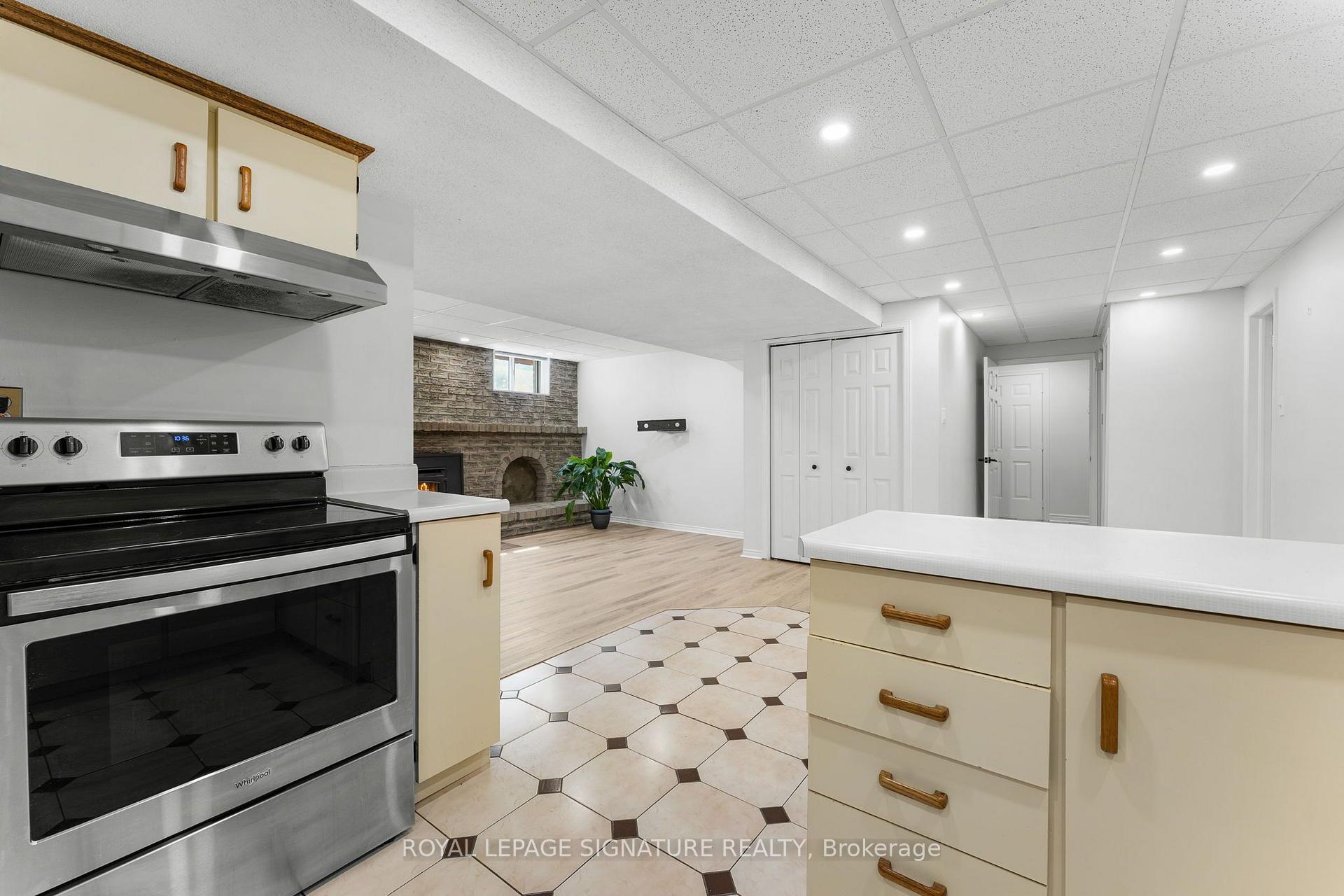 Photo 40 of 840 Sheppard Avenue, Pickering, Woodlands — HOMEH