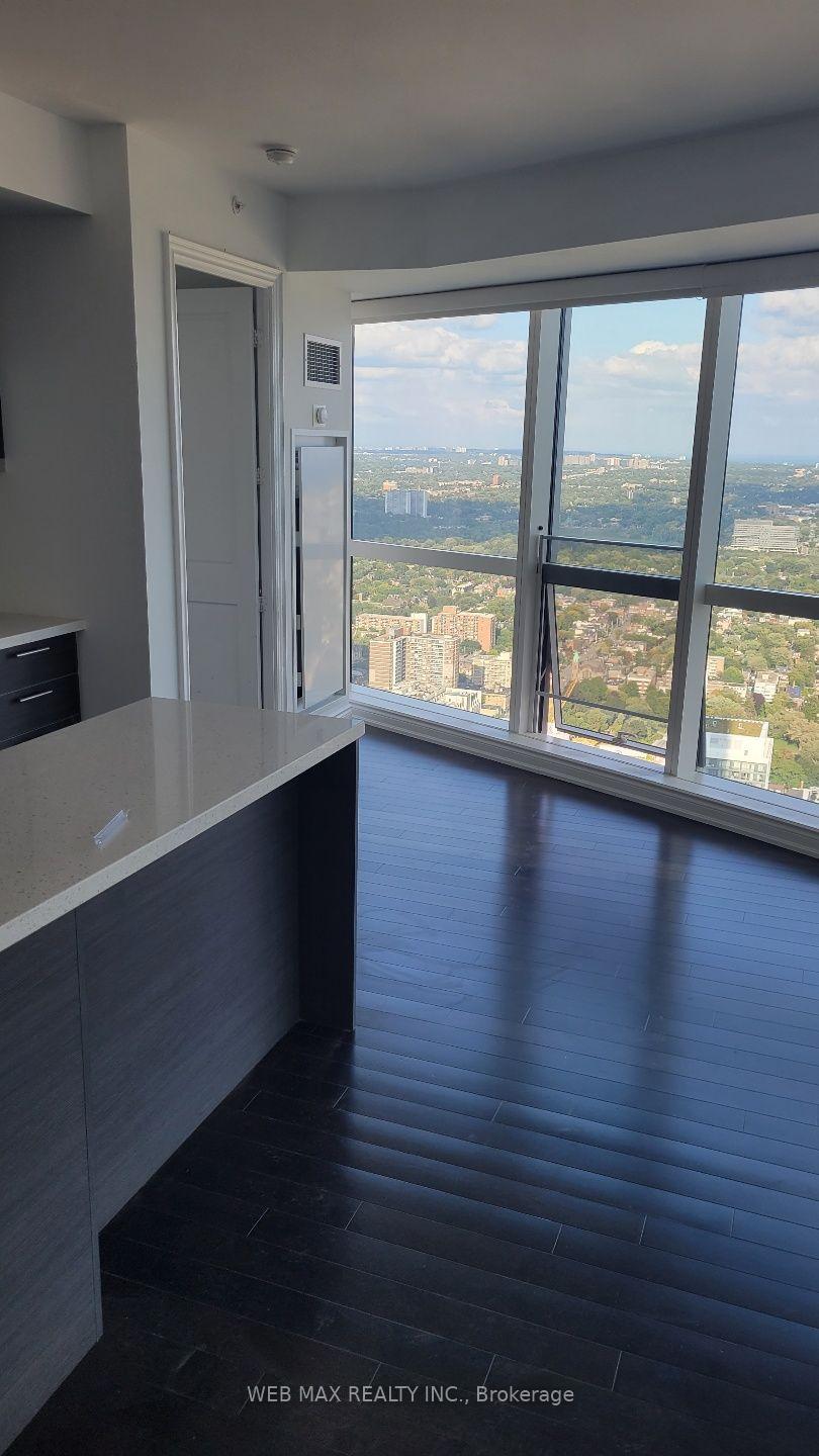 Photo 3 of Unit 6307, 388 Yonge Street, Toronto, Bay Street Corridor — HOMEH