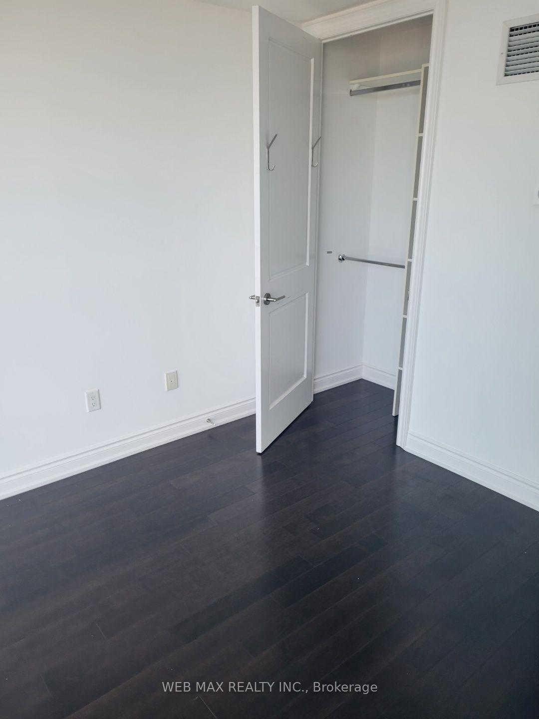 Photo 5 of Unit 6307, 388 Yonge Street, Toronto, Bay Street Corridor — HOMEH