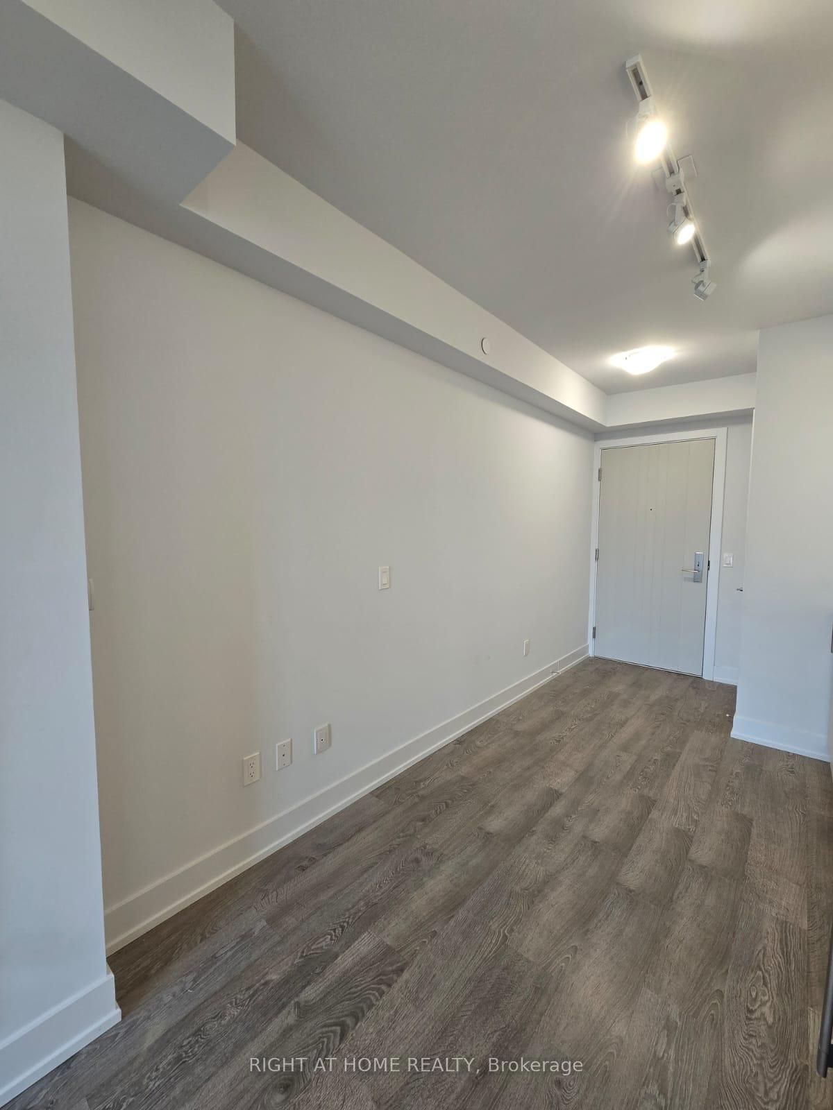 Photo 4 of Unit Unit306, 2550 Simcoe Street, Oshawa, Windfields — HOMEH
