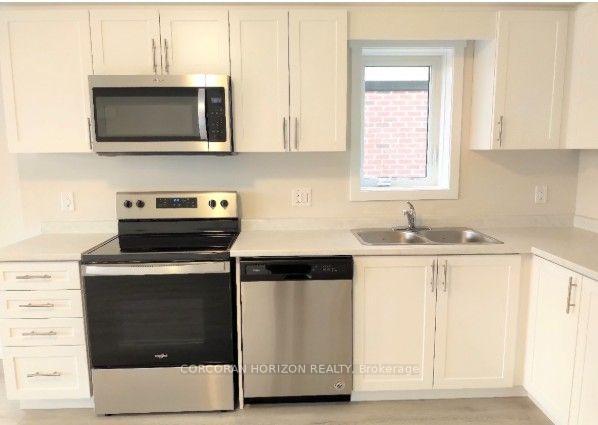 Photo 5 of Unit B1, 160 Rochefort Street, Kitchener, Huron Park — HOMEH