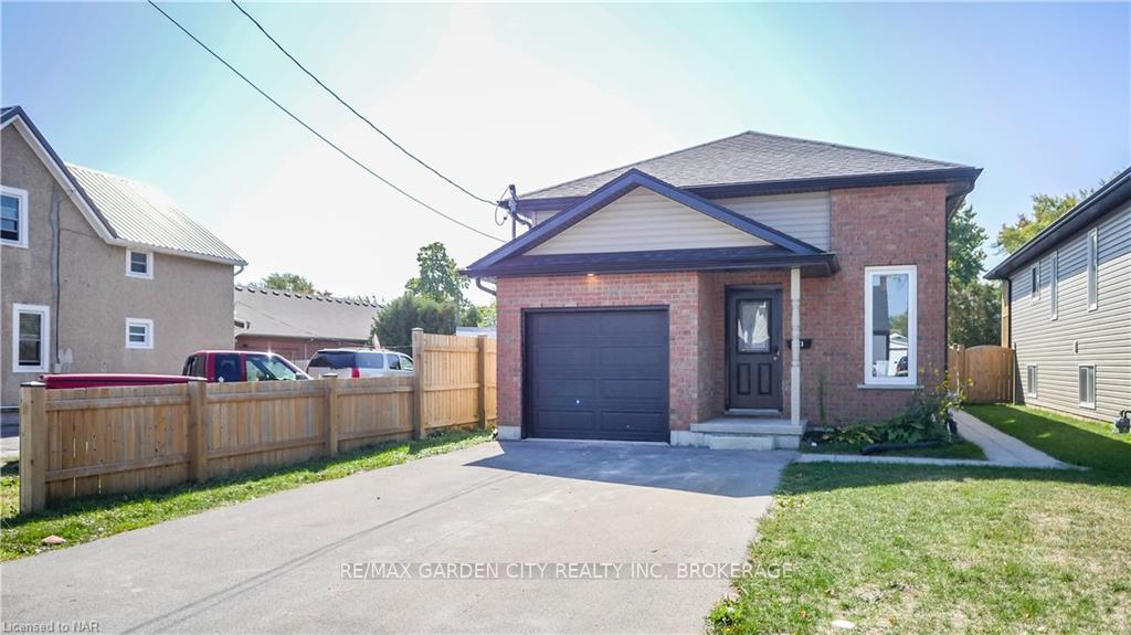 Photo 2 of Unit LOWER, 113 Thorold Road, Welland, Prince Charles — HOMEH