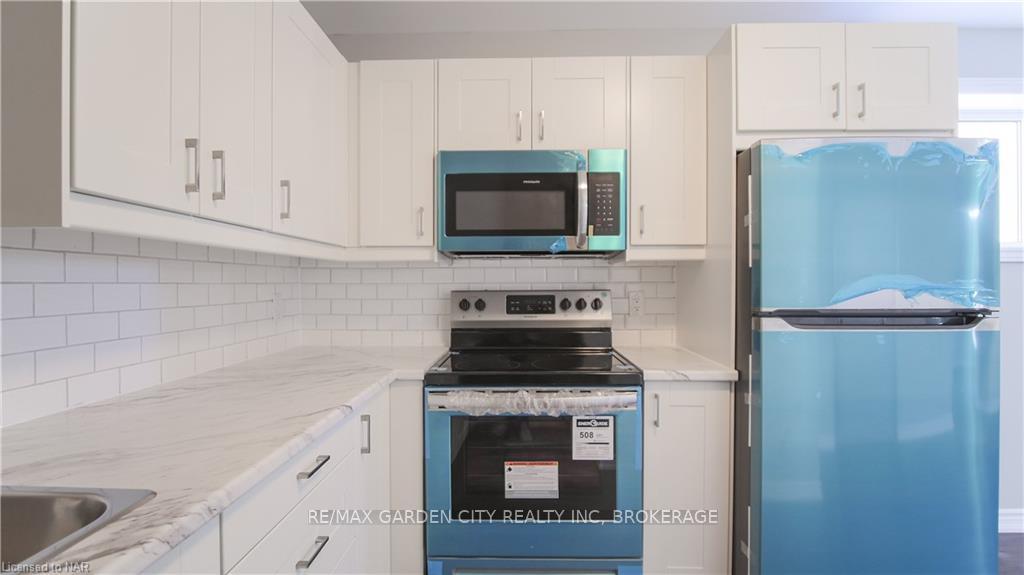 Photo 8 of Unit LOWER, 113 Thorold Road, Welland, Prince Charles — HOMEH