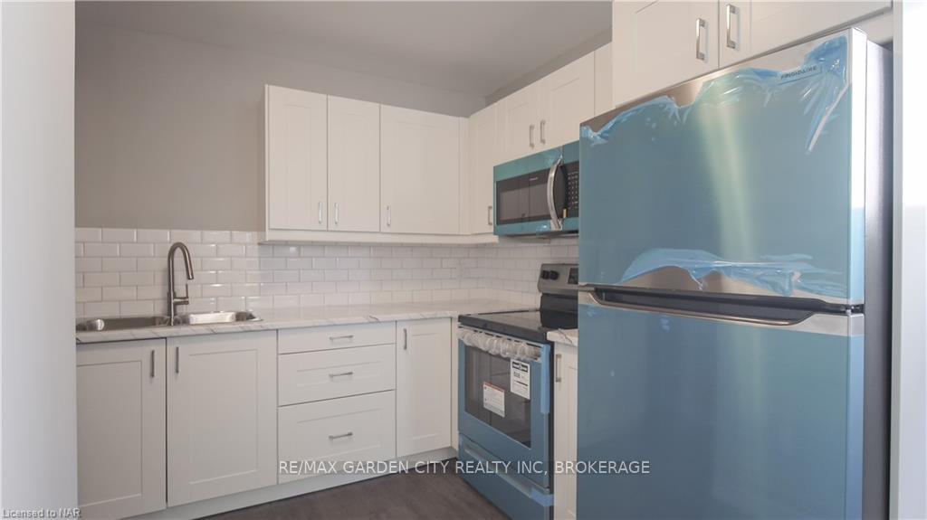 Photo 9 of Unit LOWER, 113 Thorold Road, Welland, Prince Charles — HOMEH