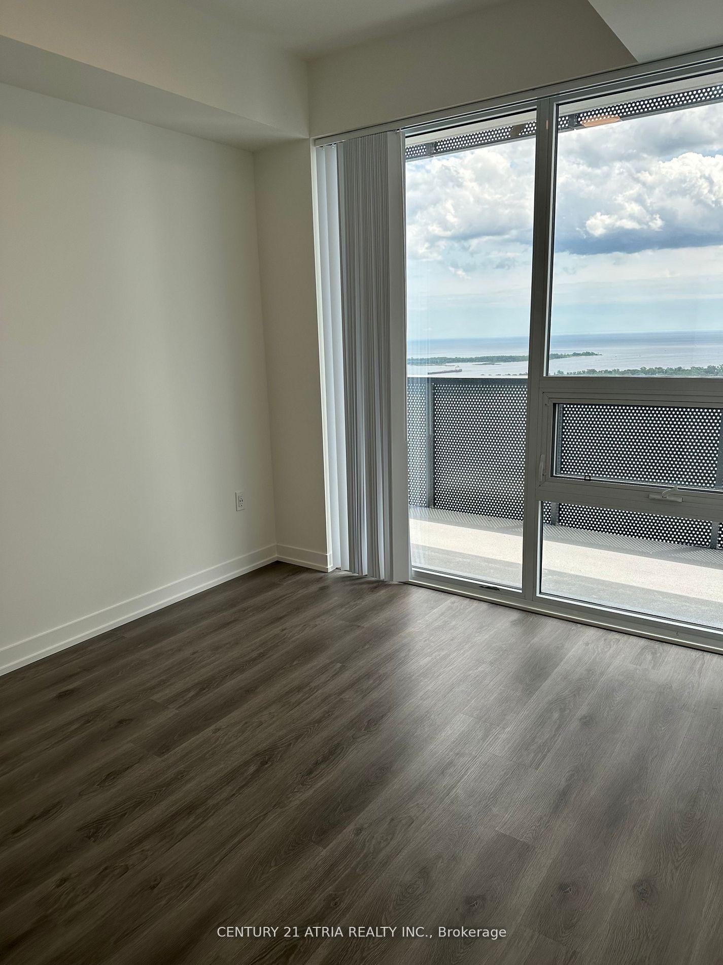 Photo 9 of Unit 5508, 138 Downes Street, Toronto, Waterfront Communities — HOMEH