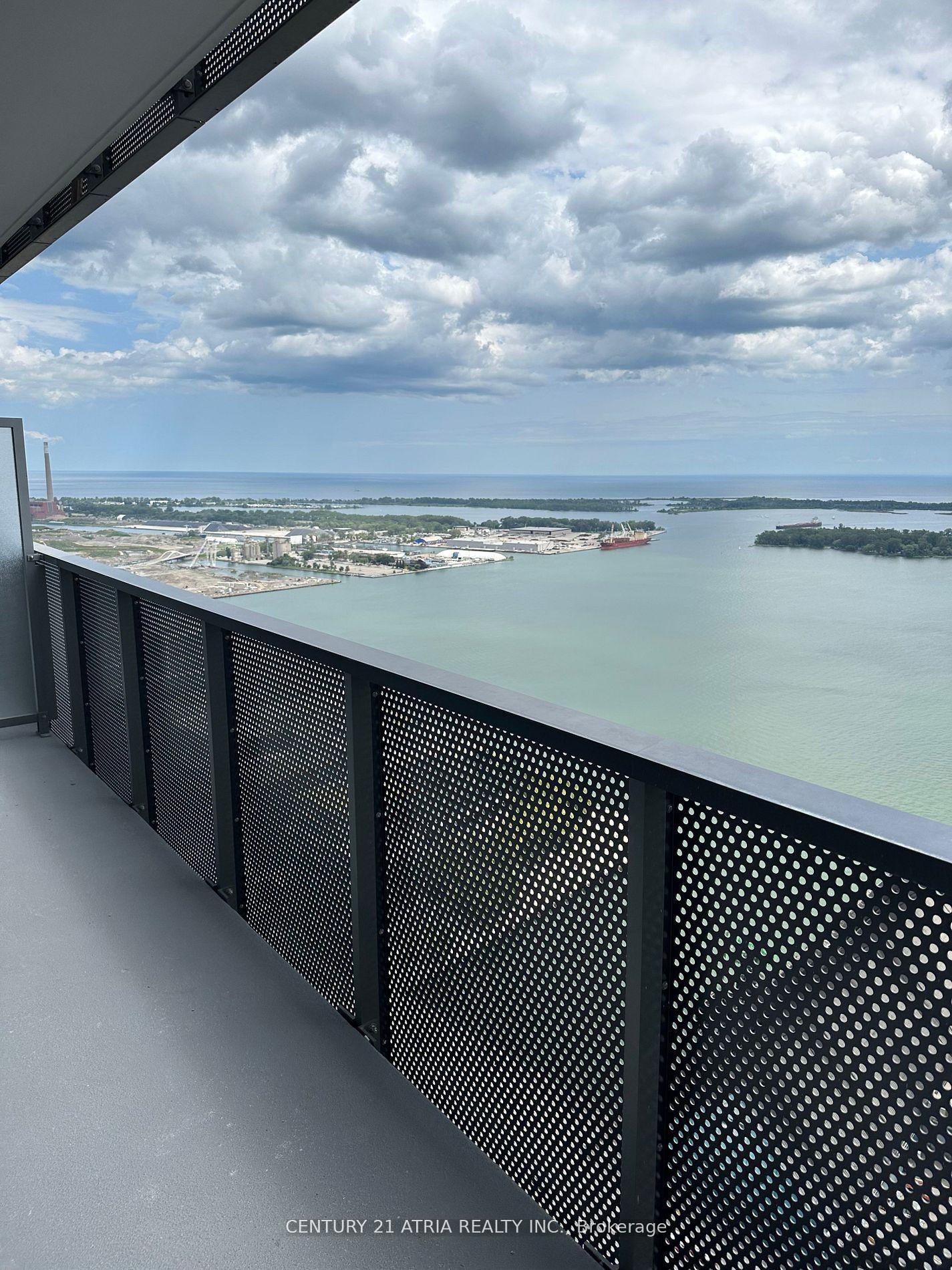Photo 12 of Unit 5508, 138 Downes Street, Toronto, Waterfront Communities — HOMEH
