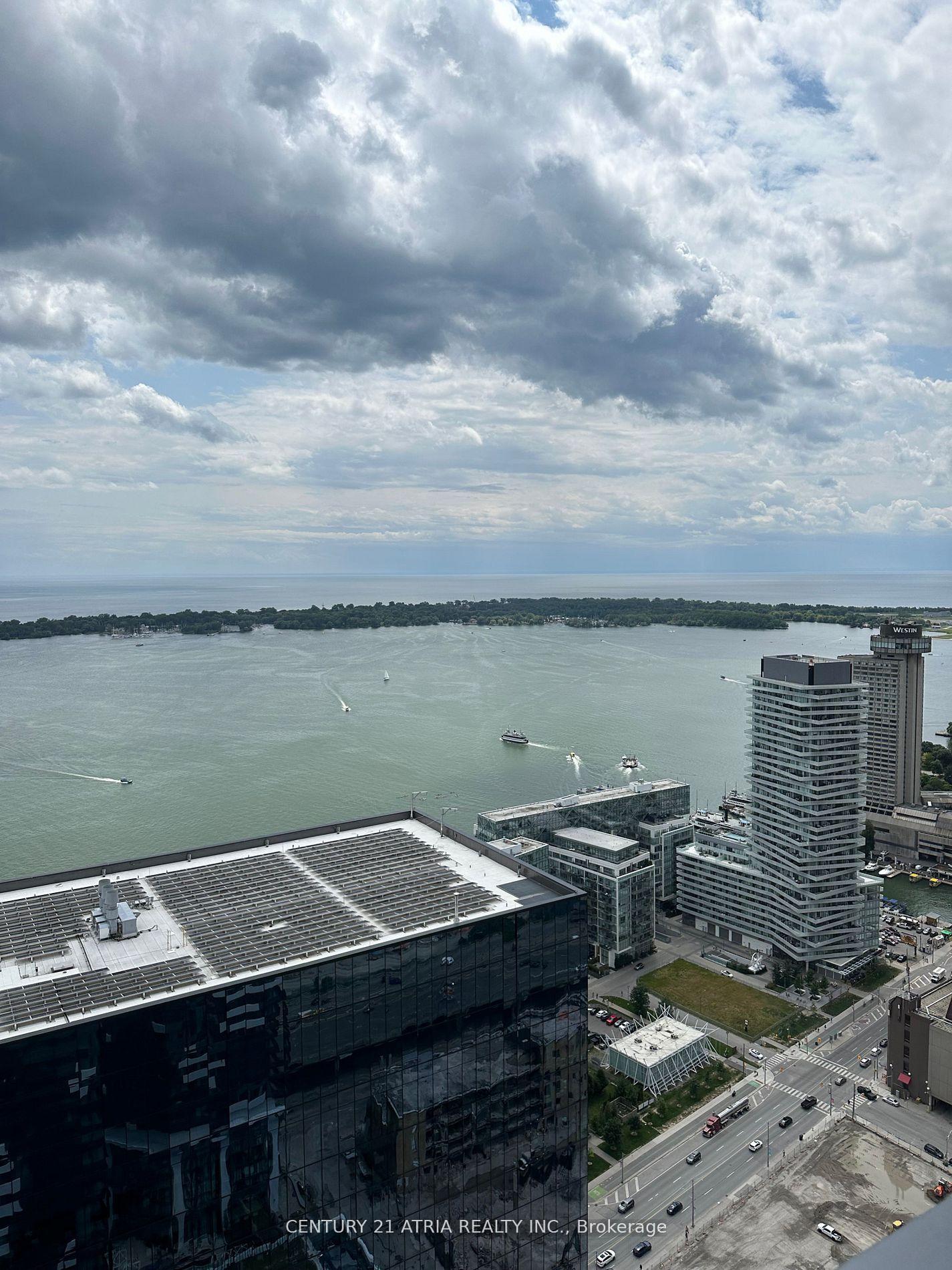 Photo 13 of Unit 5508, 138 Downes Street, Toronto, Waterfront Communities — HOMEH