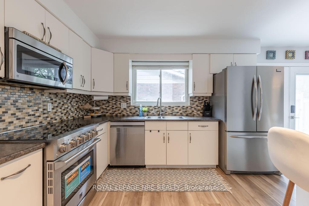 Photo 13 of 2 Kimberdale Court, St. Catharines, Lakeshore — HOMEH