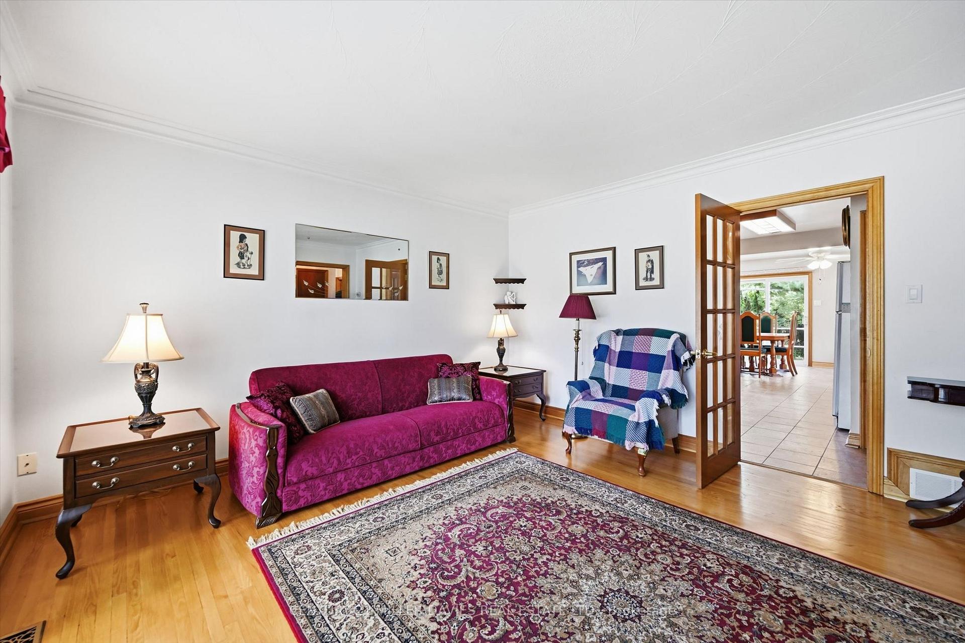 Photo 6 of 237 Mohawk Road, Oakville, Bronte — HOMEH