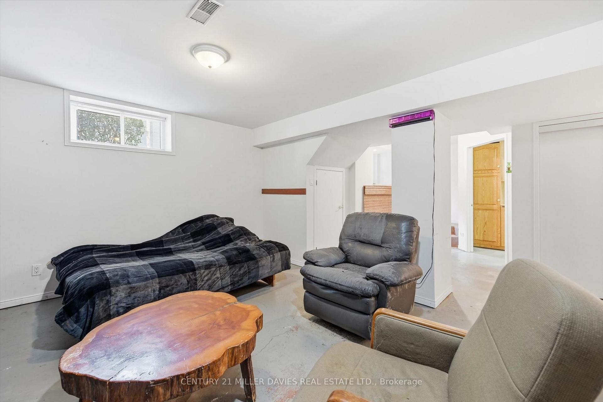 Photo 27 of 237 Mohawk Road, Oakville, Bronte — HOMEH
