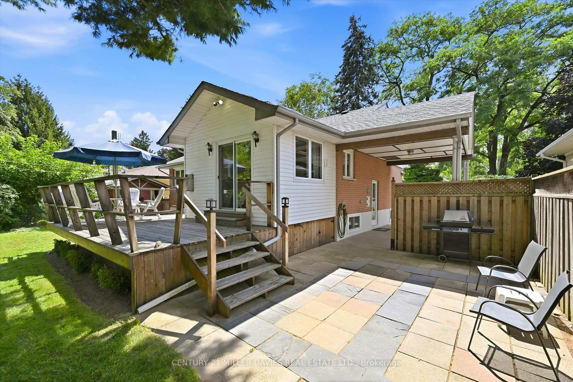 Photo 35 of 237 Mohawk Road, Oakville, Bronte — HOMEH
