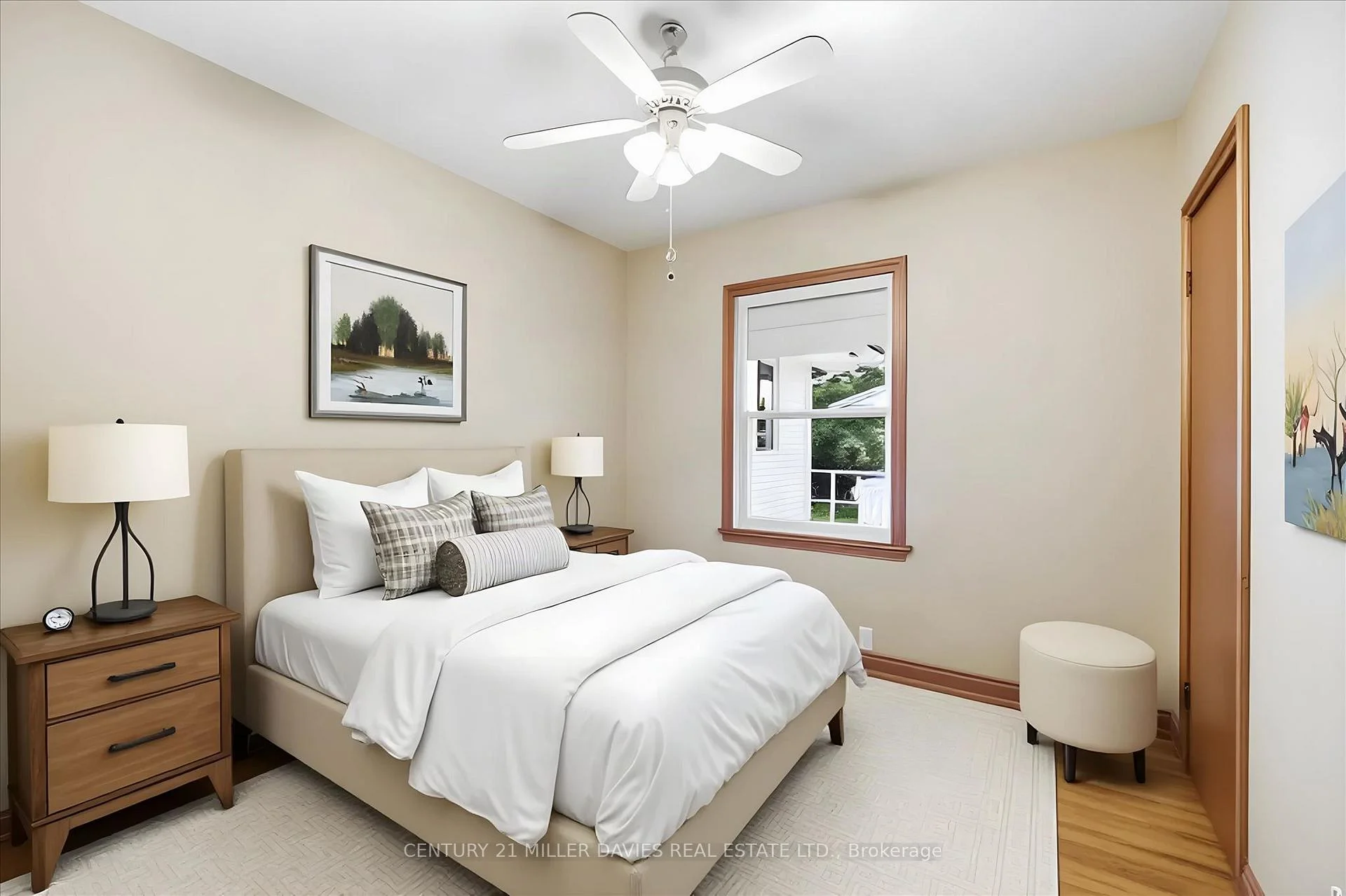 Photo 14 of 237 Mohawk Road, Oakville, Bronte — HOMEH
