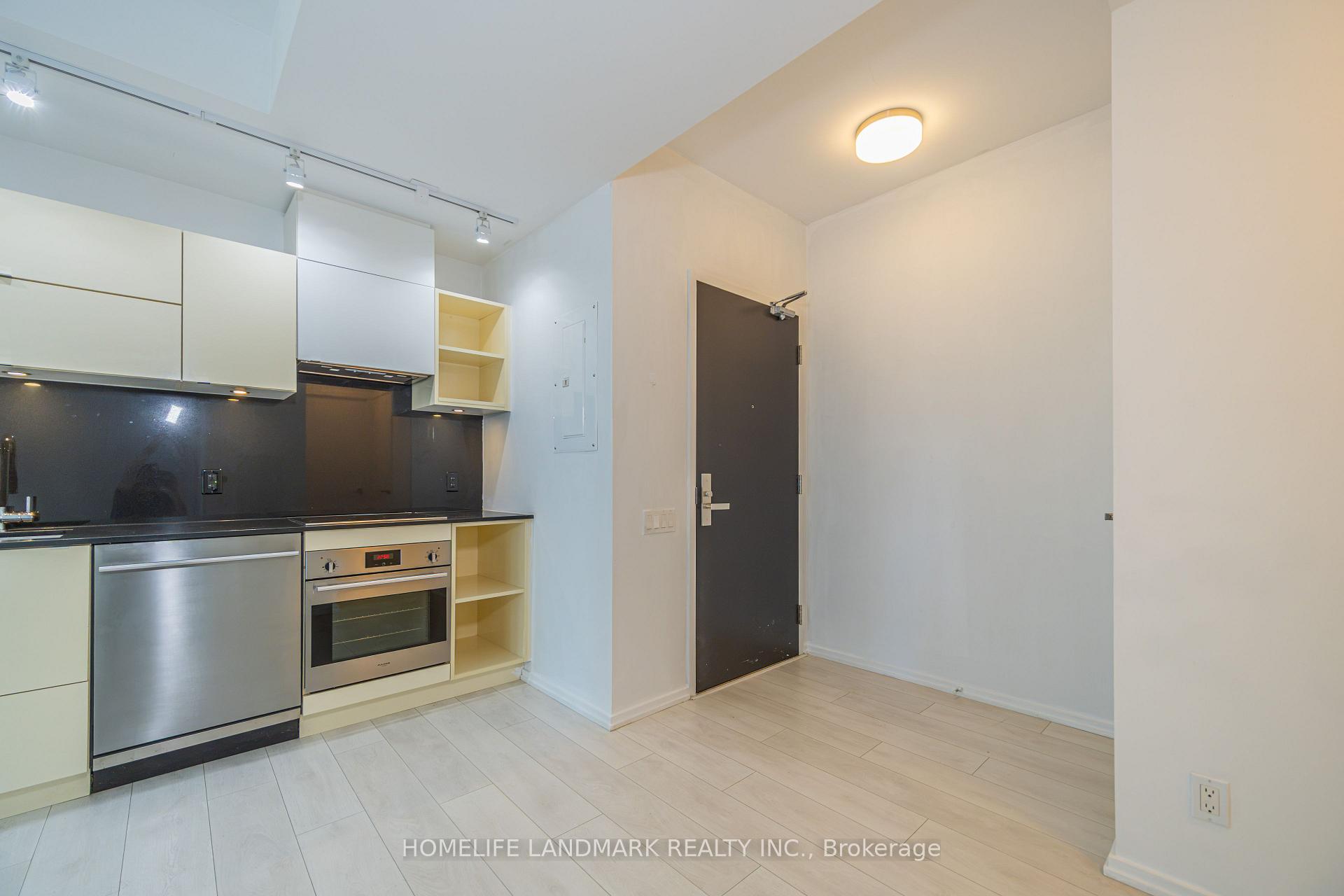 Photo 2 of Unit 1512, 125 Peter Street, Toronto, Waterfront Communities — HOMEH