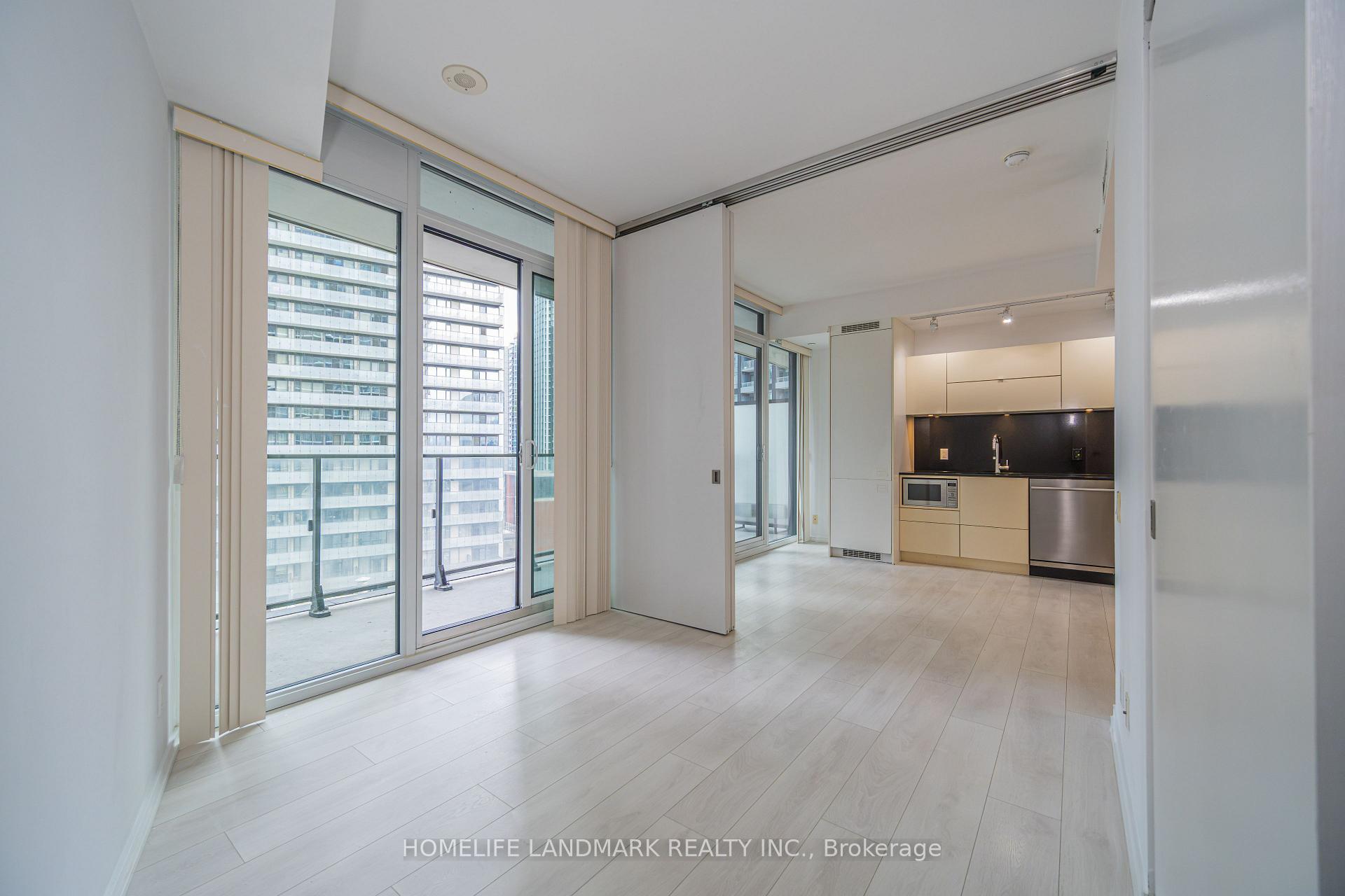 Photo 6 of Unit 1512, 125 Peter Street, Toronto, Waterfront Communities — HOMEH