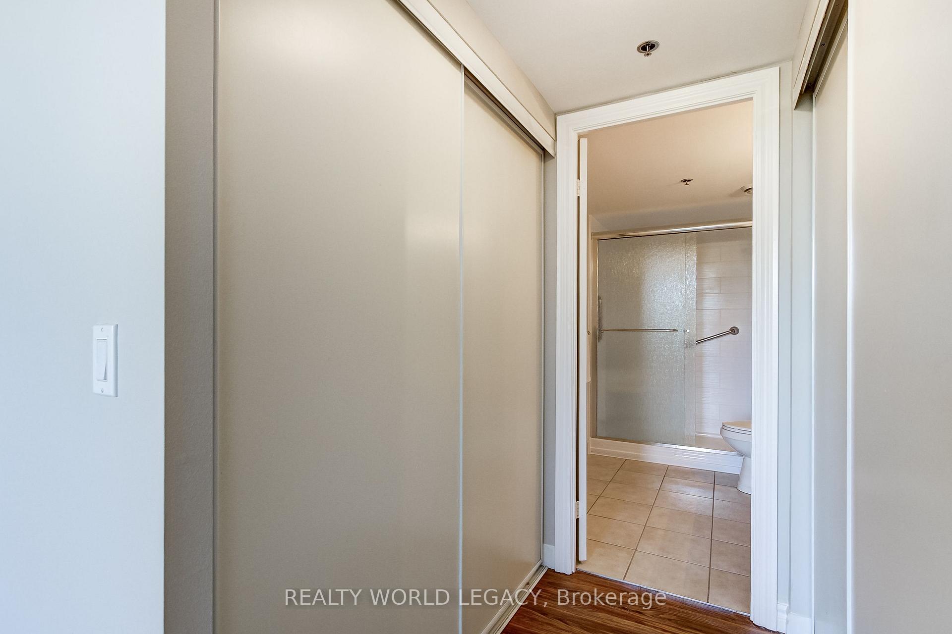 Photo 25 of Unit 1414, 100 Burloak Drive, Burlington, Appleby — HOMEH