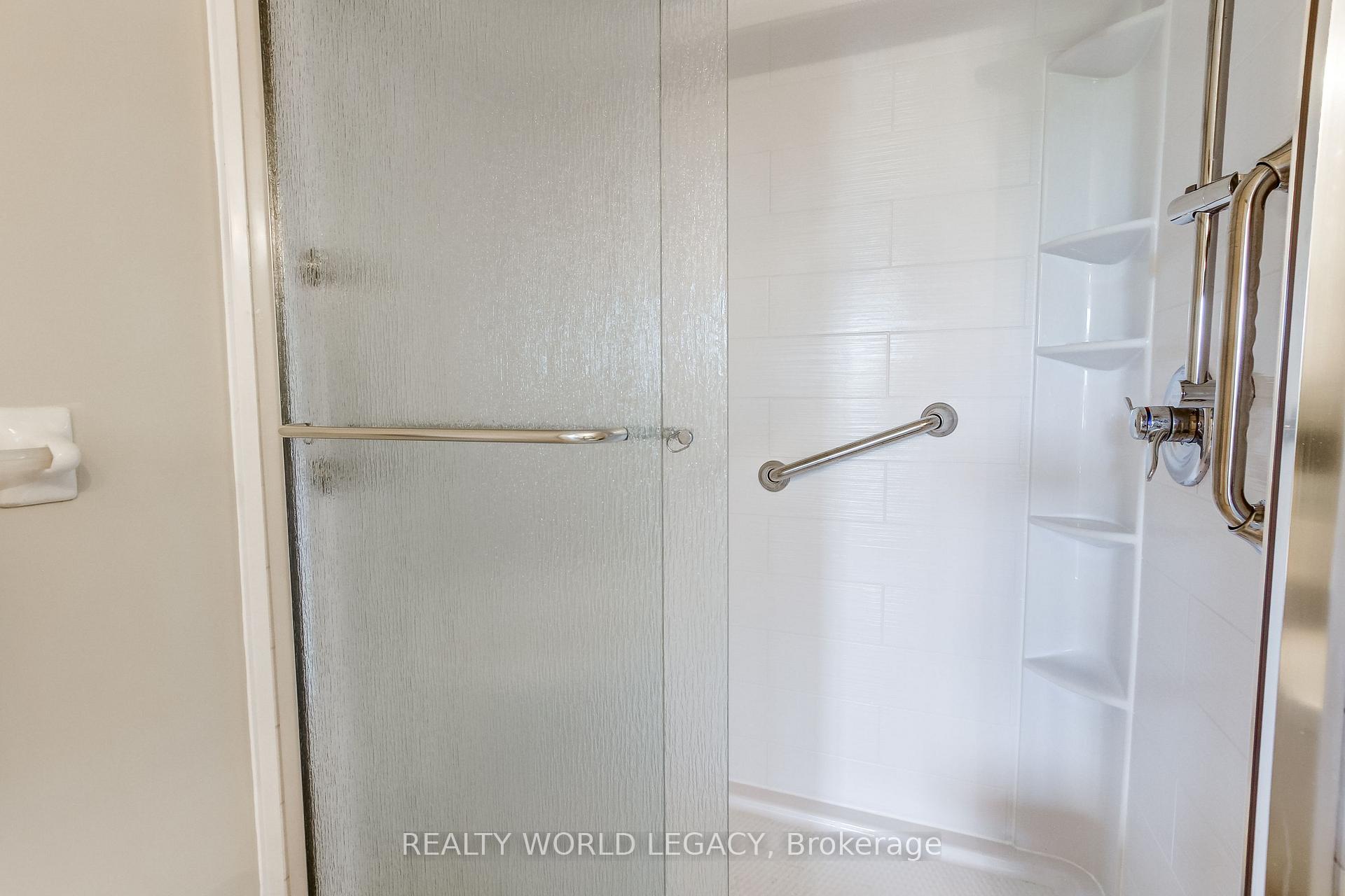 Photo 30 of Unit 1414, 100 Burloak Drive, Burlington, Appleby — HOMEH