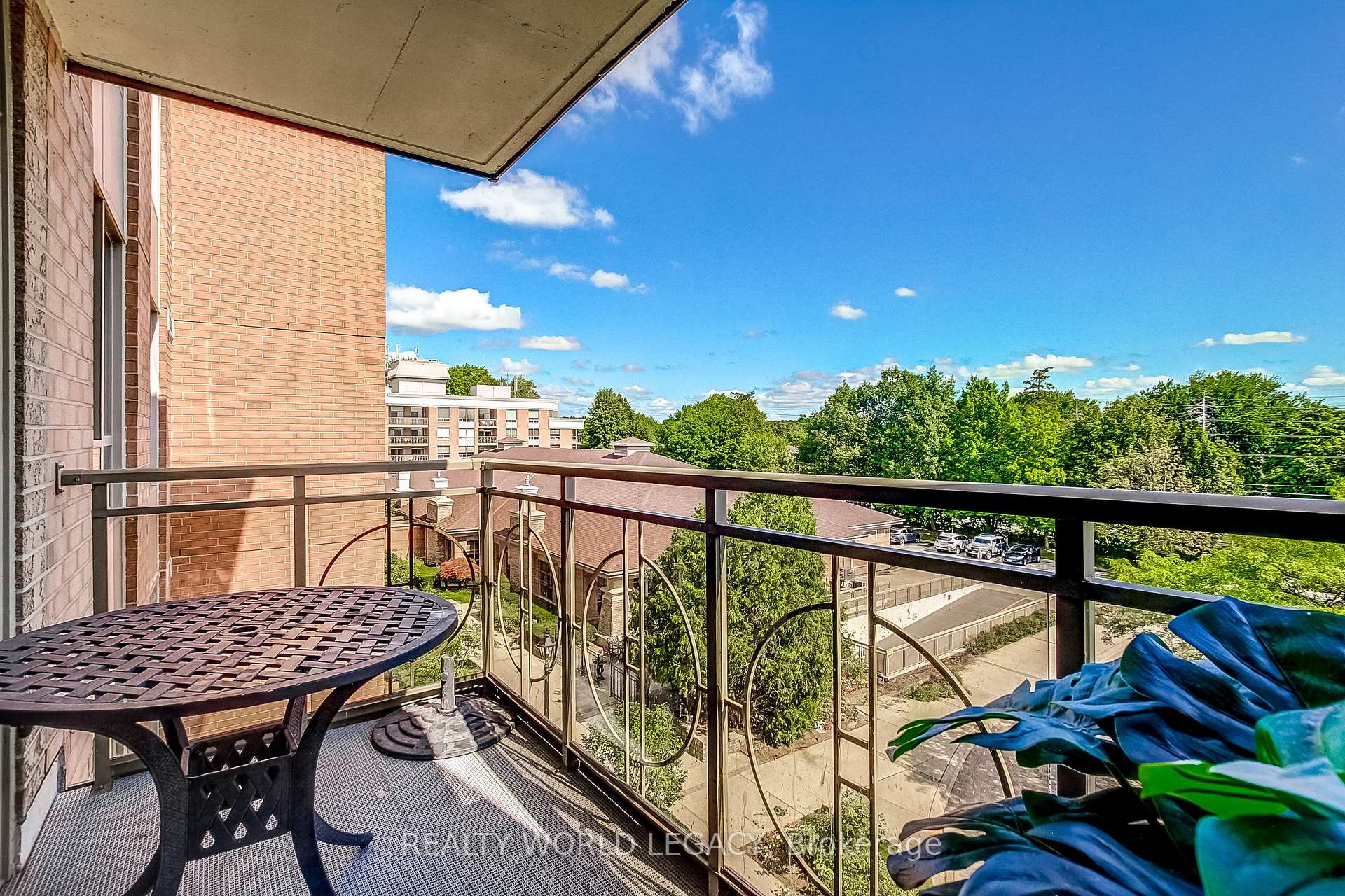 Photo 31 of Unit 1414, 100 Burloak Drive, Burlington, Appleby — HOMEH