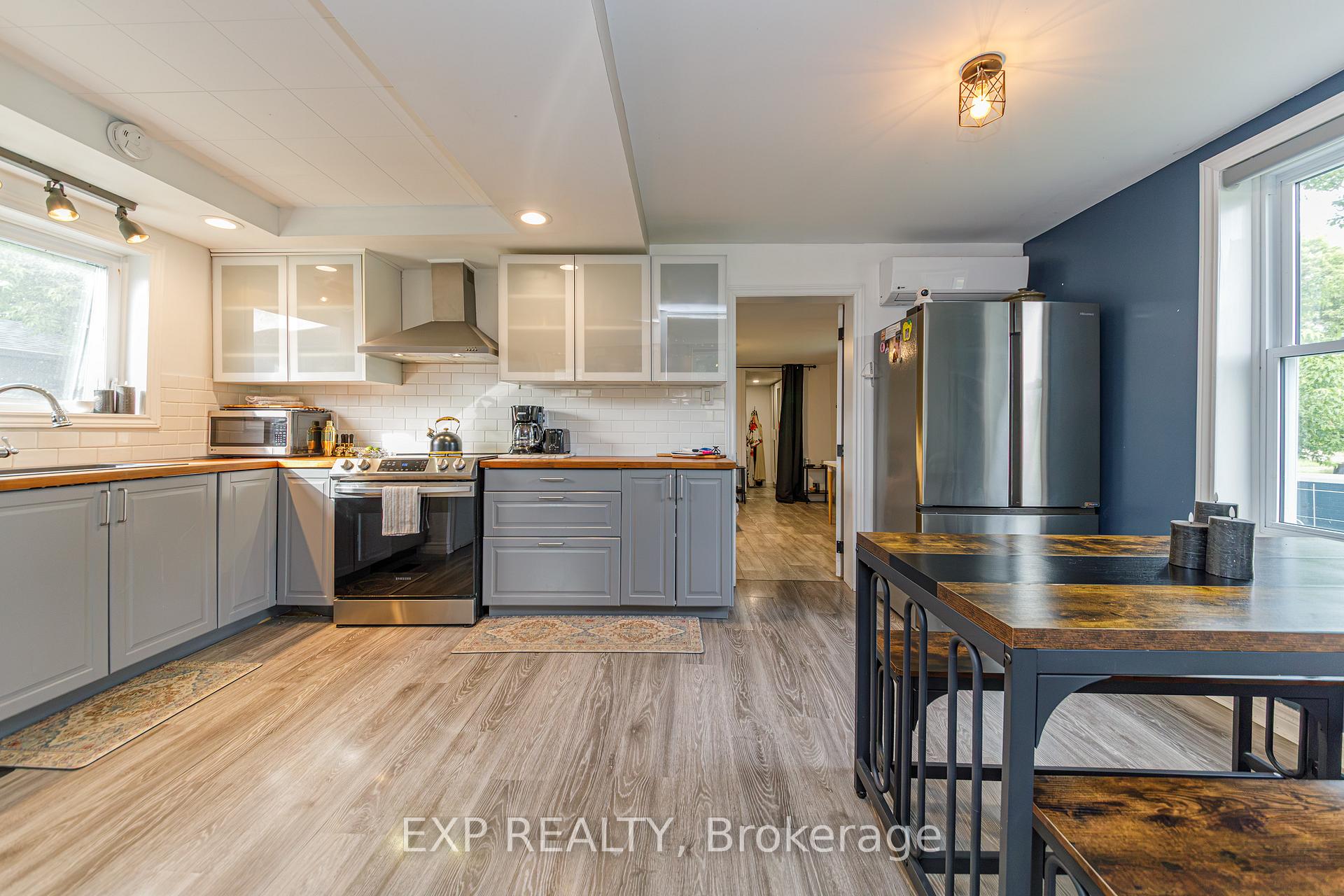 Photo 4 of 22 St Johns Way, Arnprior, Arnprior — HOMEH