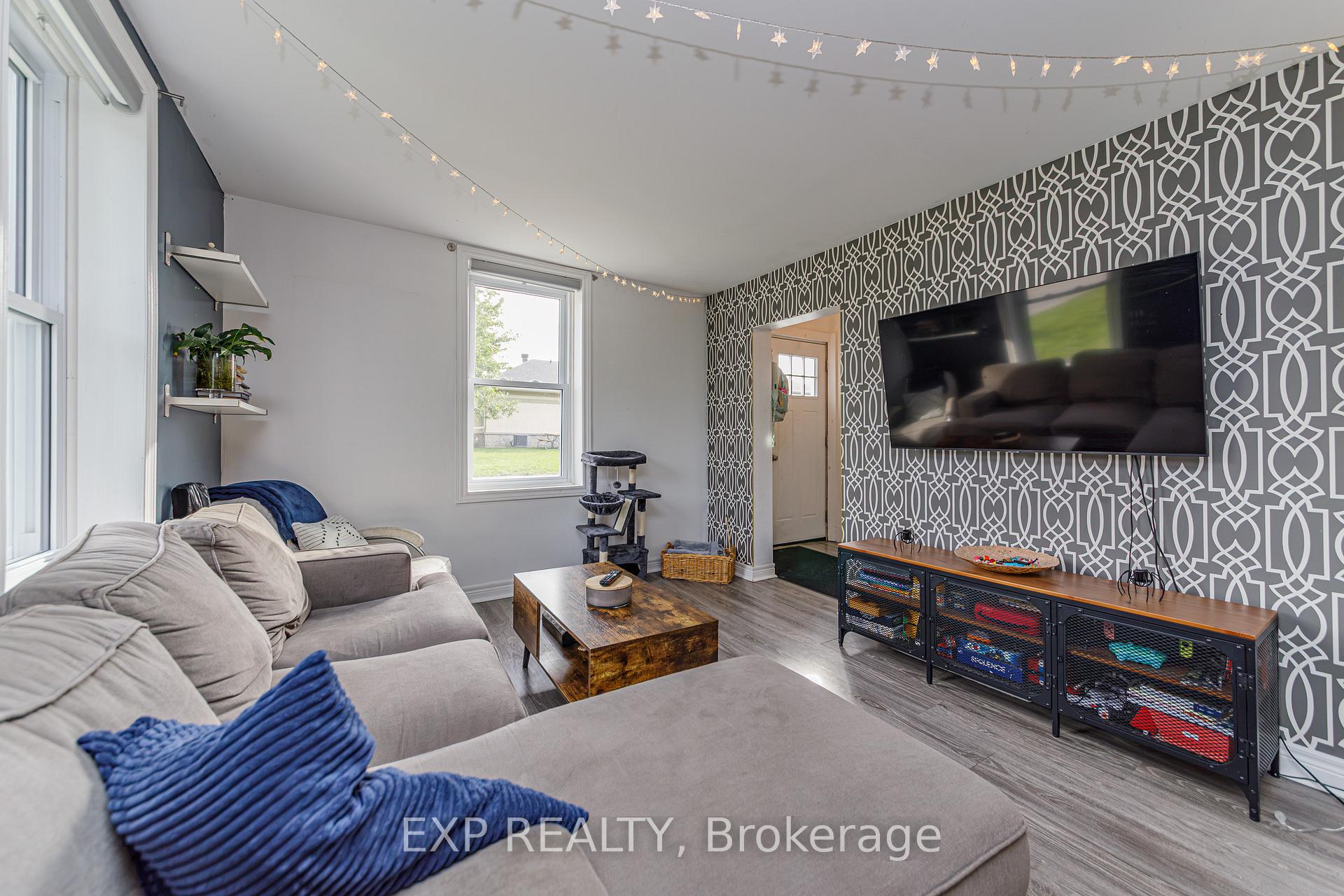 Photo 10 of 22 St Johns Way, Arnprior, Arnprior — HOMEH