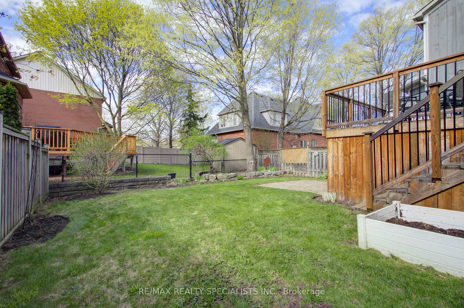 Photo 37 of 6960 Historic Trail, Mississauga, Meadowvale Village — HOMEH