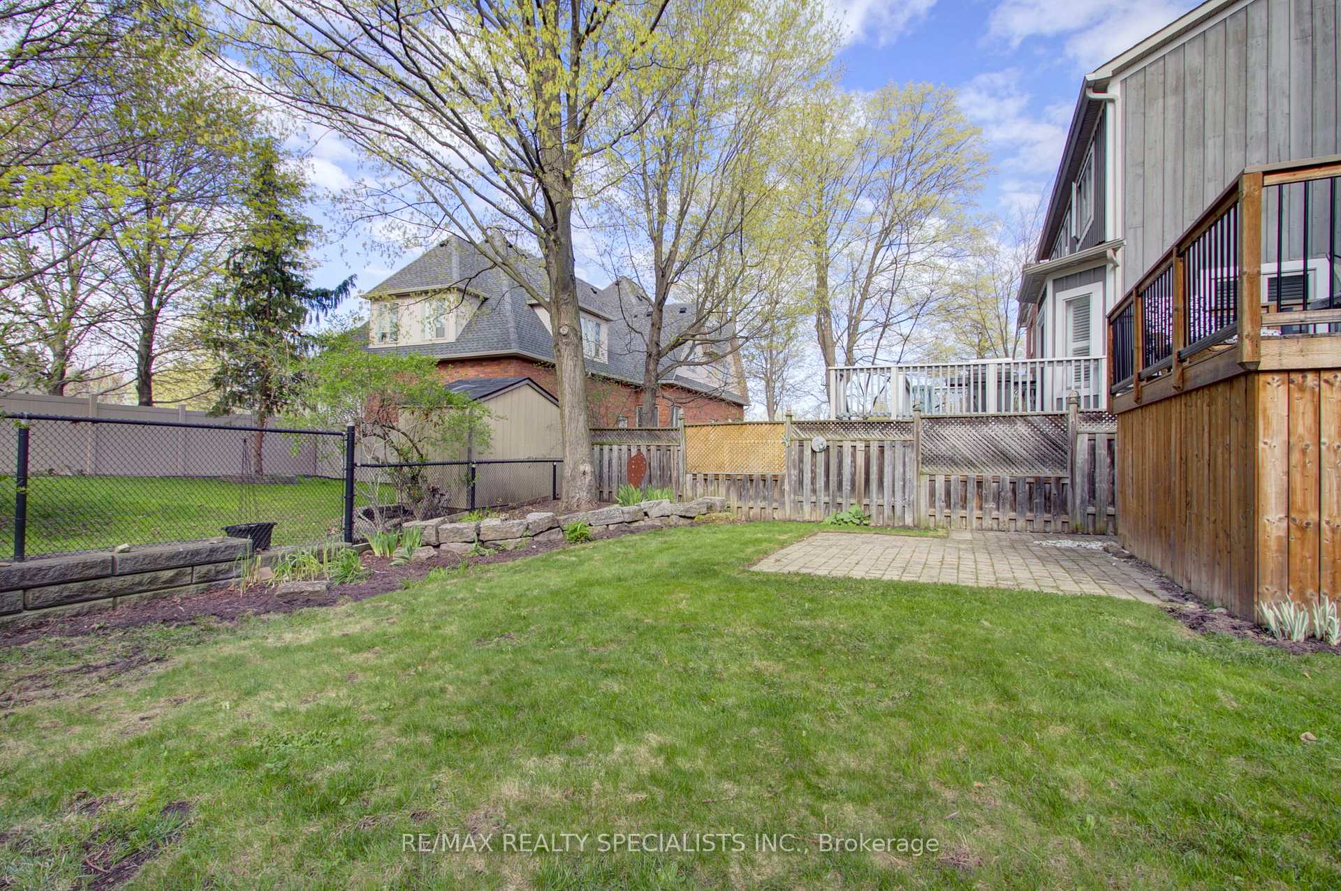 Photo 38 of 6960 Historic Trail, Mississauga, Meadowvale Village — HOMEH