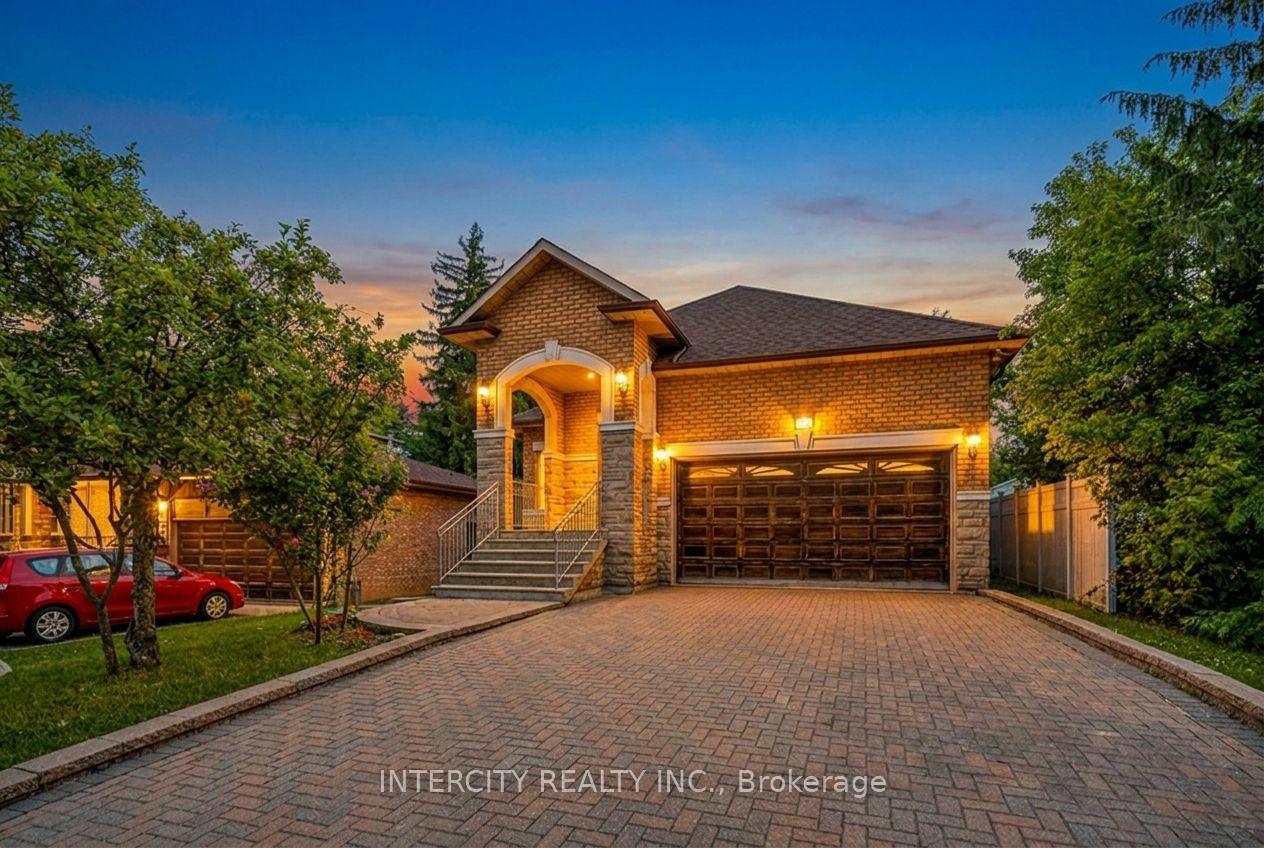 Photo of 42 Oak Avenue