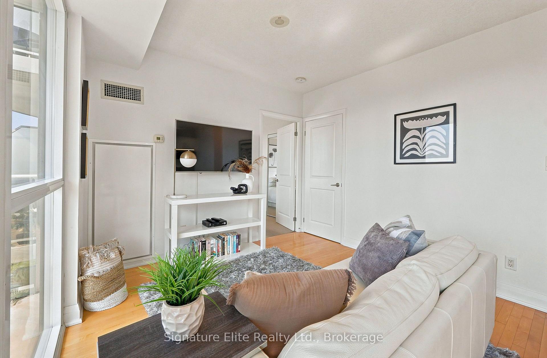 Photo 18 of Unit 902, 1430 Yonge Street, Toronto, Yonge-St. Clair — HOMEH