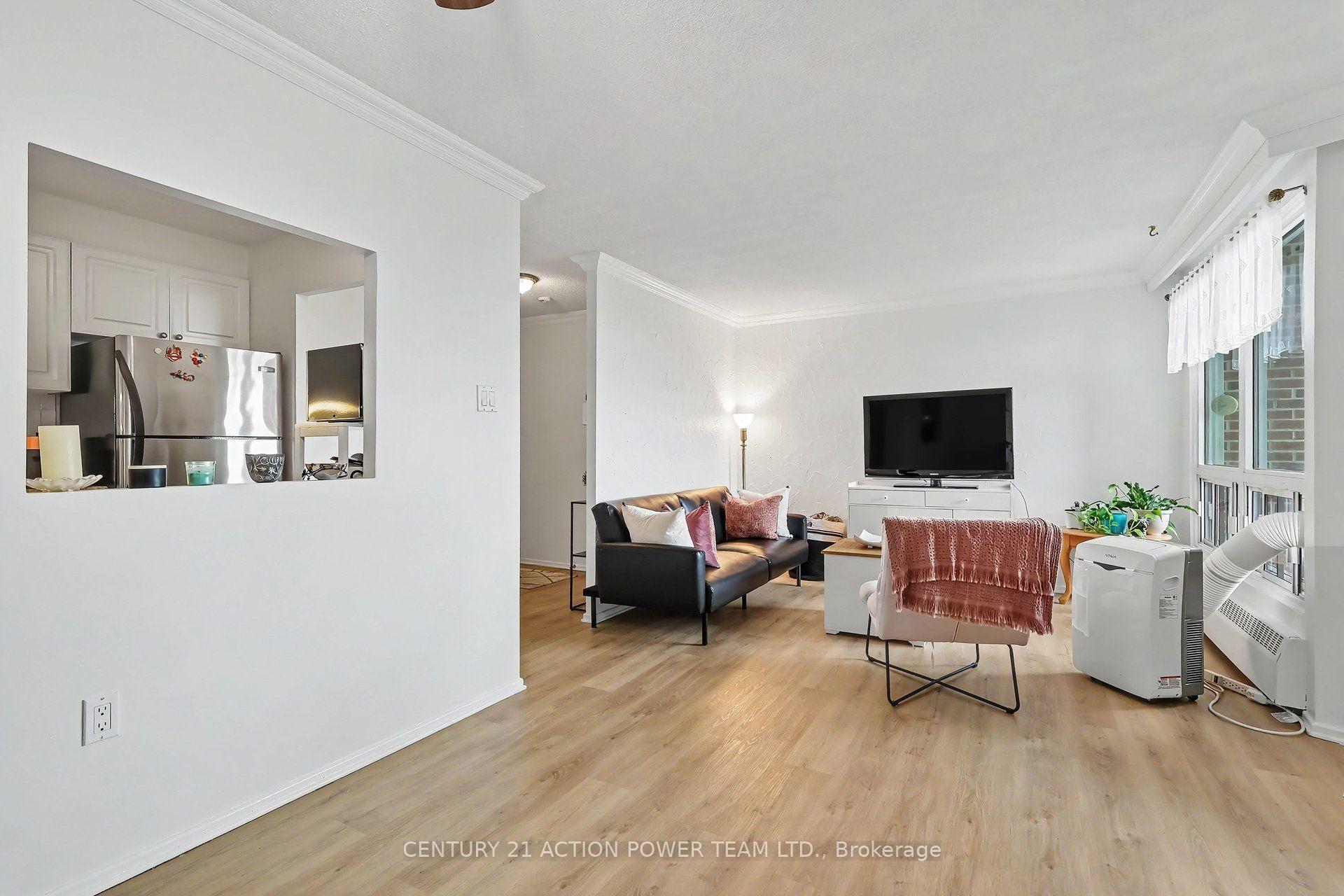 Photo 8 of Unit 1006, 915 Elmsmere Road, Ottawa, Beacon Hill South — HOMEH