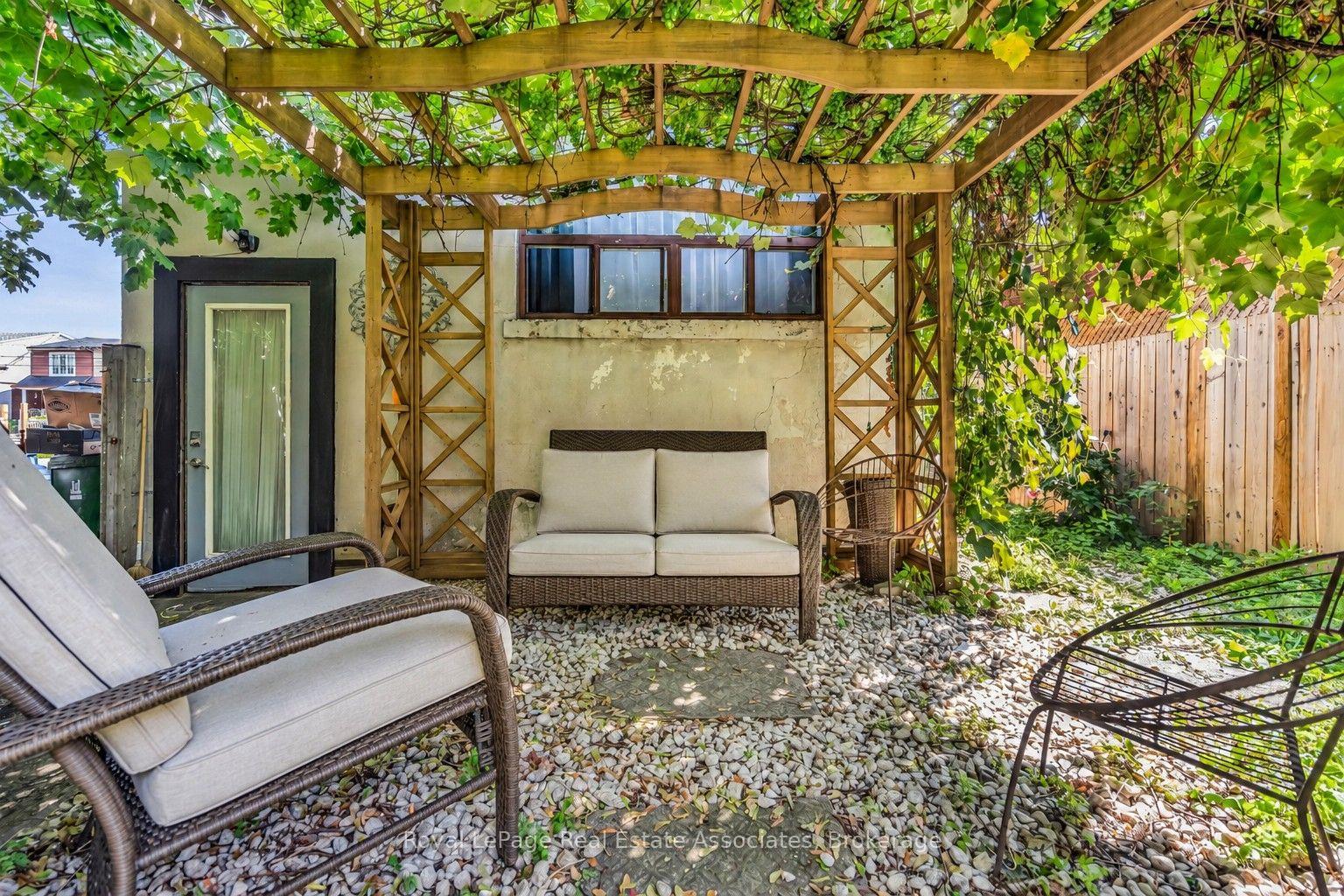 Photo 42 of 62 Rowntree Avenue, Toronto, Weston-Pellam Park — HOMEH