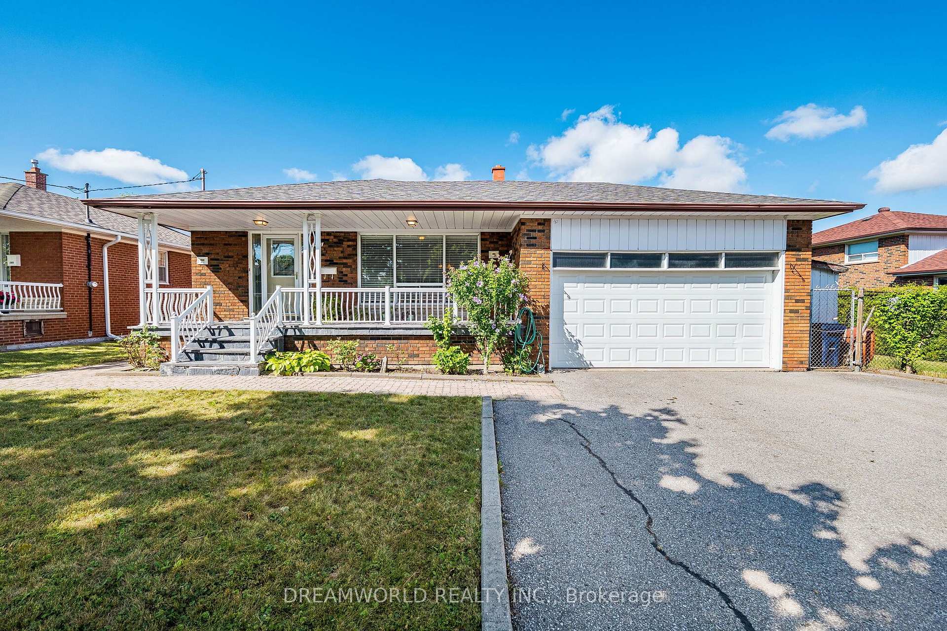 Photo 1 of 297 Derrydown Road, North York, York University Heights — HOMEH