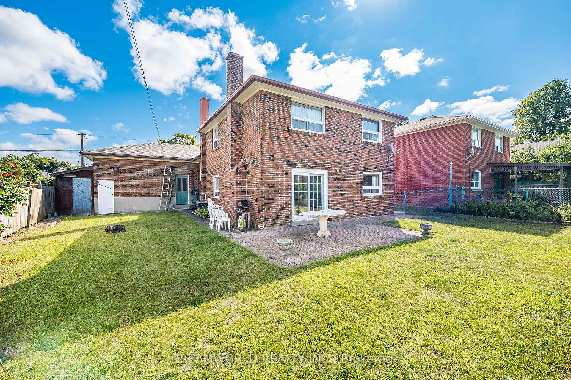 Photo 46 of 297 Derrydown Road, North York, York University Heights — HOMEH