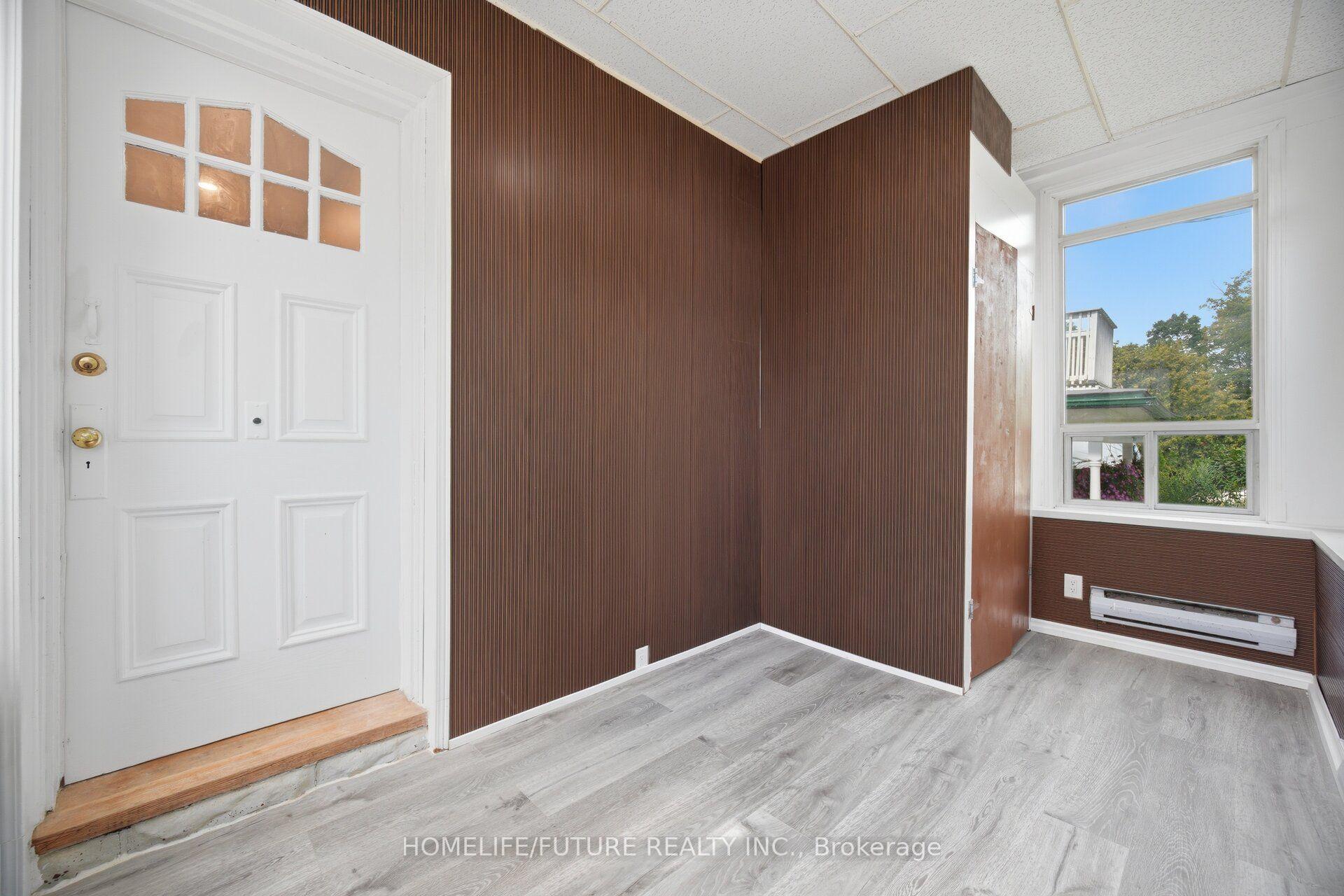 Photo 7 of 33 Brock Street, Halton Hills, Acton — HOMEH