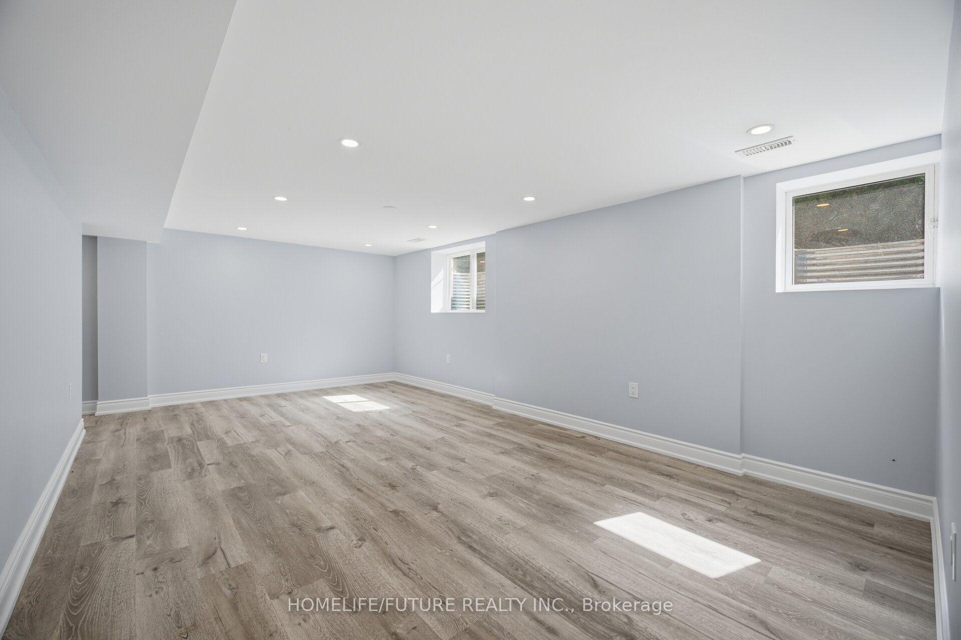 Photo 32 of 33 Brock Street, Halton Hills, Acton — HOMEH