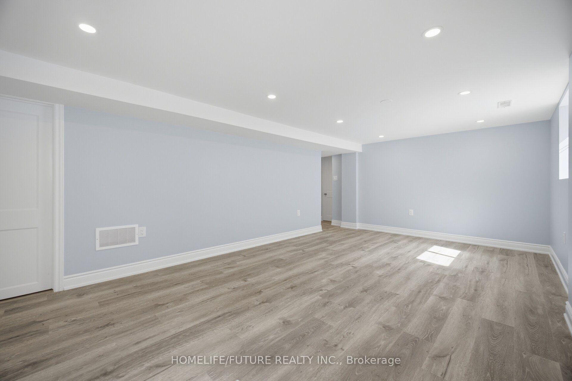 Photo 33 of 33 Brock Street, Halton Hills, Acton — HOMEH