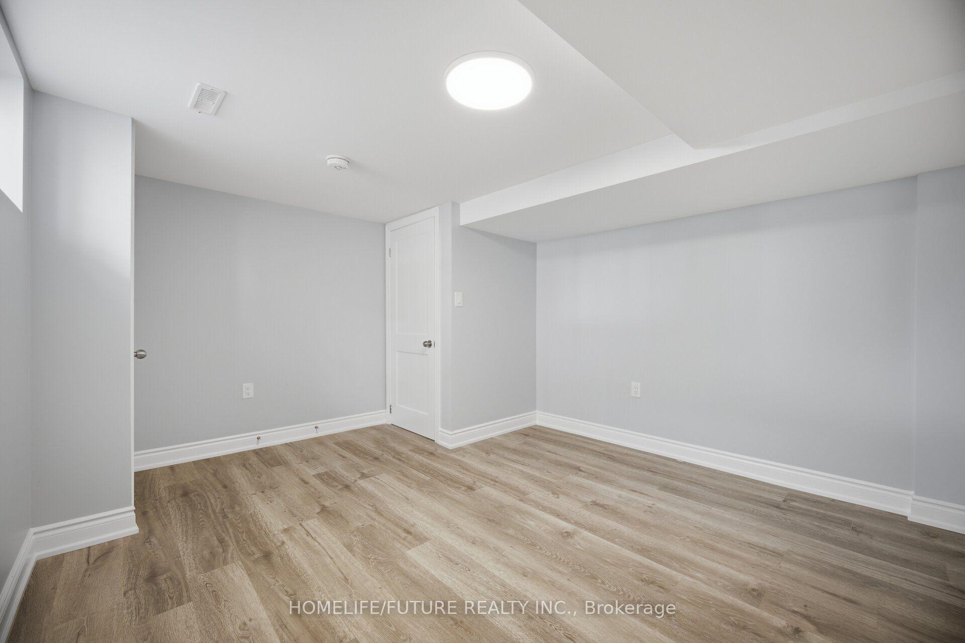 Photo 37 of 33 Brock Street, Halton Hills, Acton — HOMEH